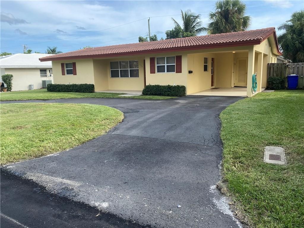 836 NE 4th Ct