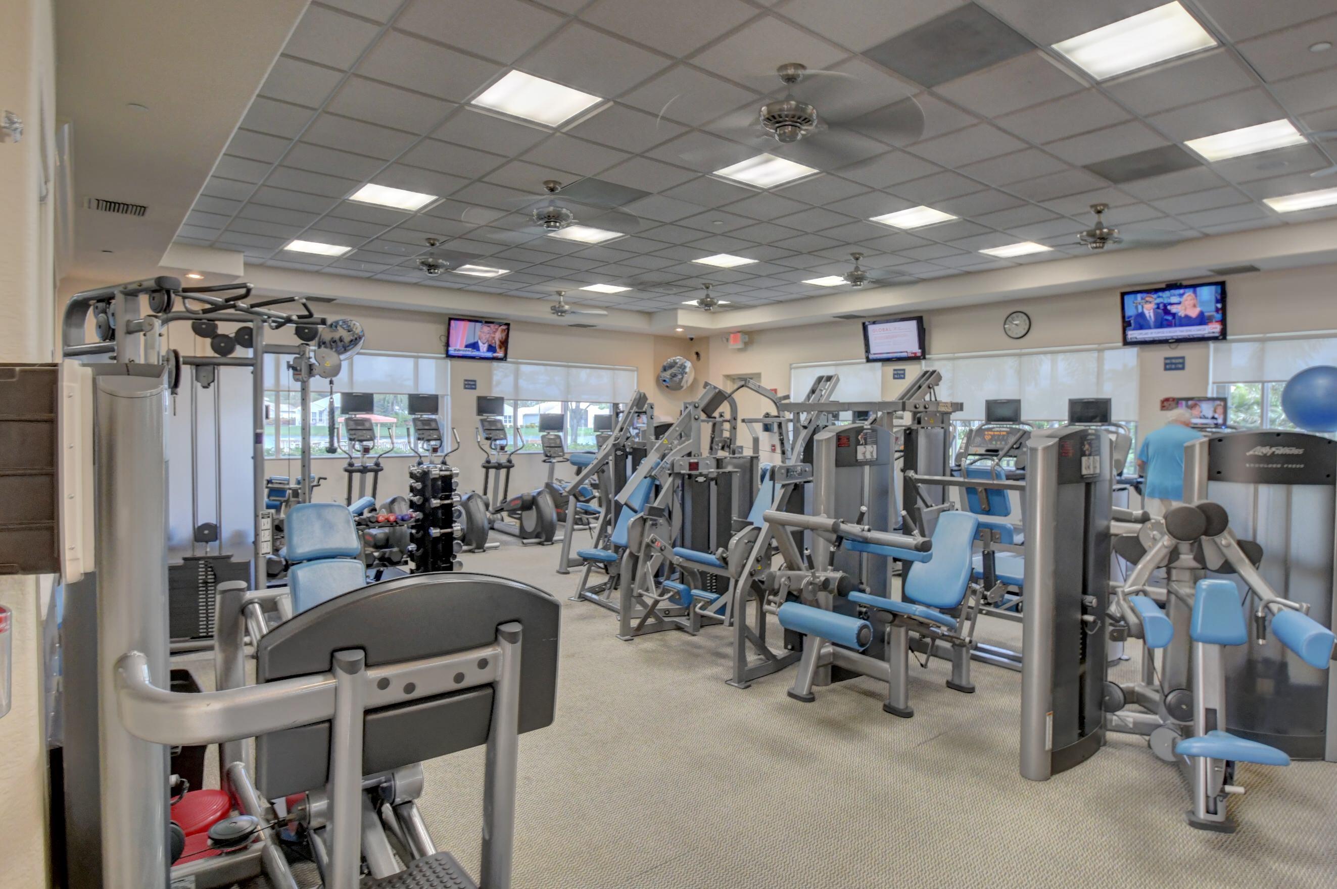 13587 Barcelona Lake Circle