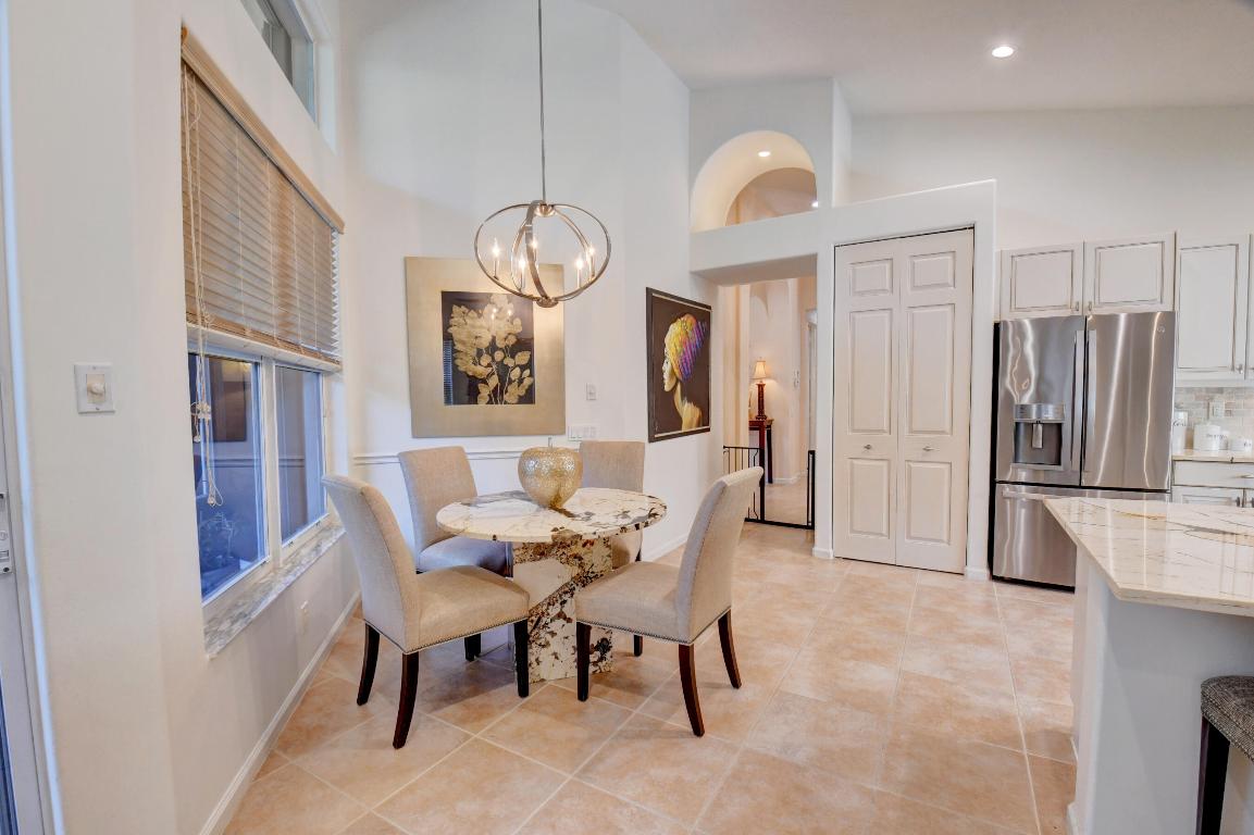 13587 Barcelona Lake Circle