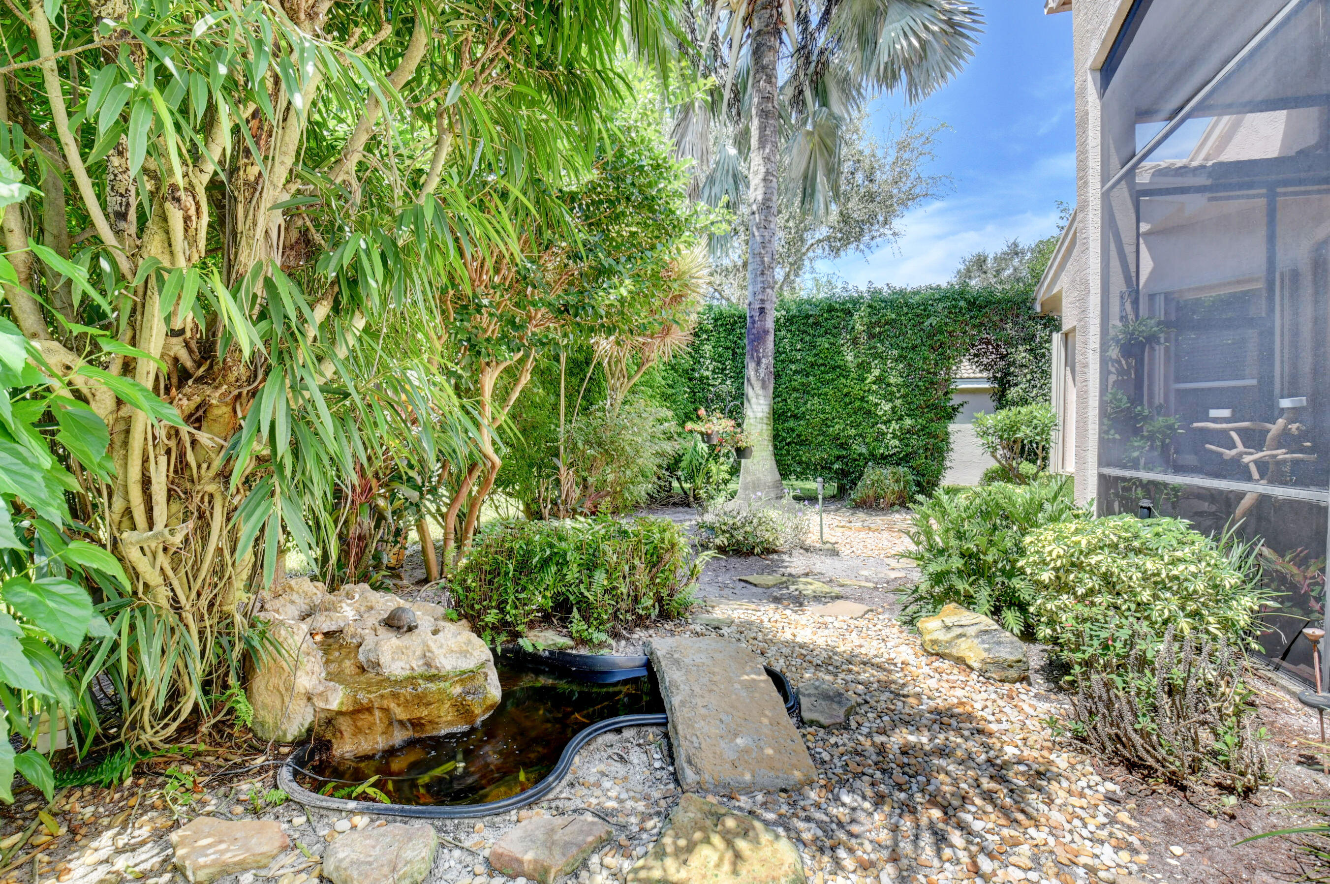 13587 Barcelona Lake Circle