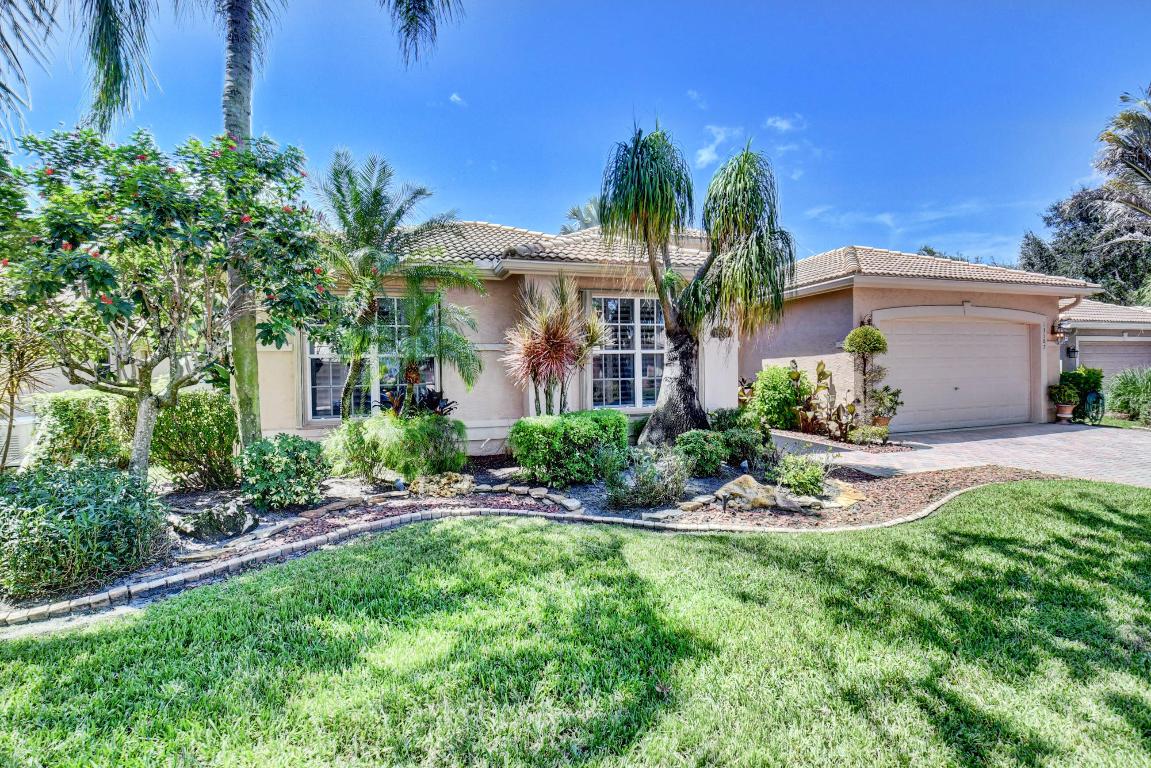 13587 Barcelona Lake Circle