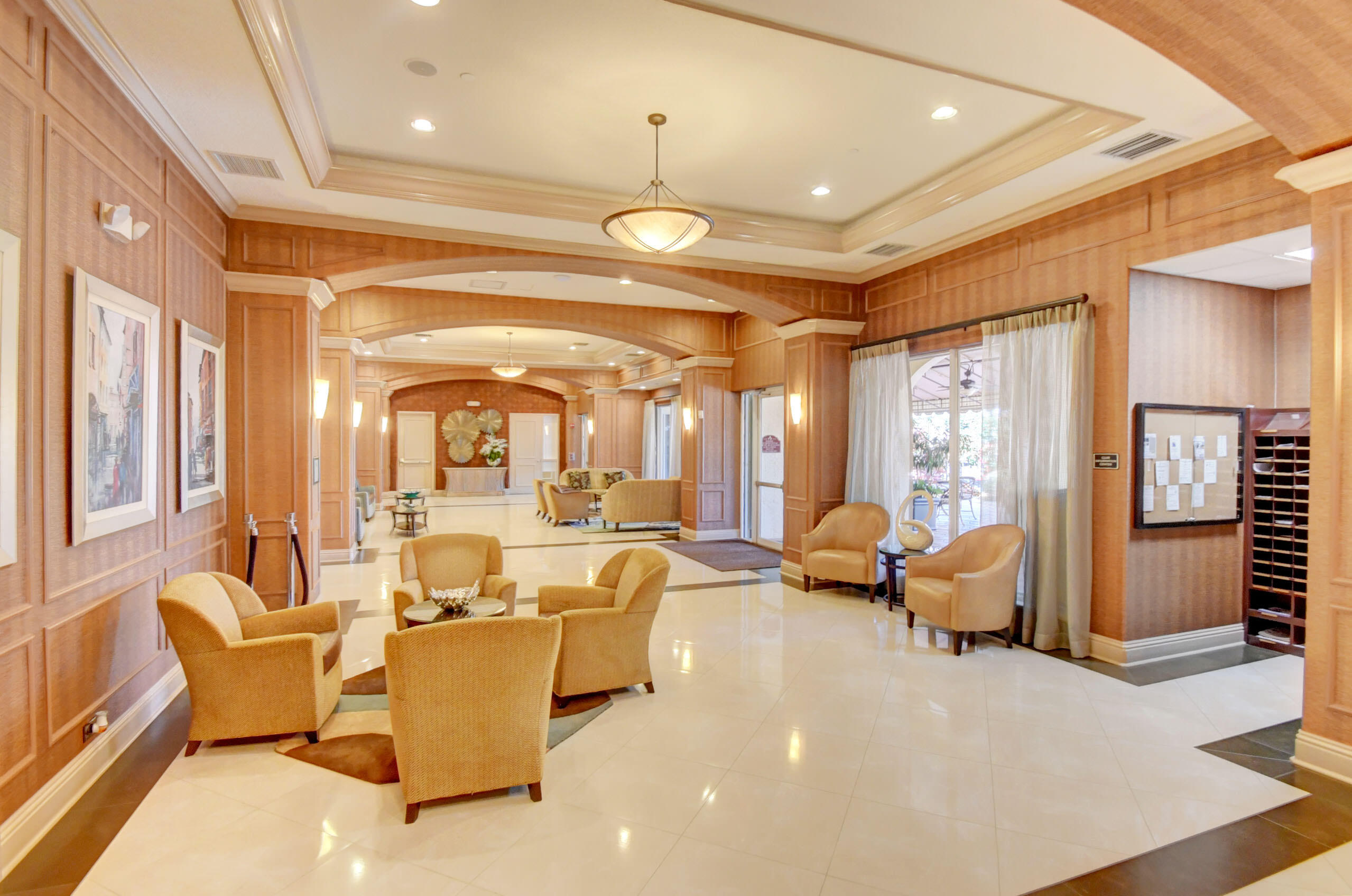 13587 Barcelona Lake Circle