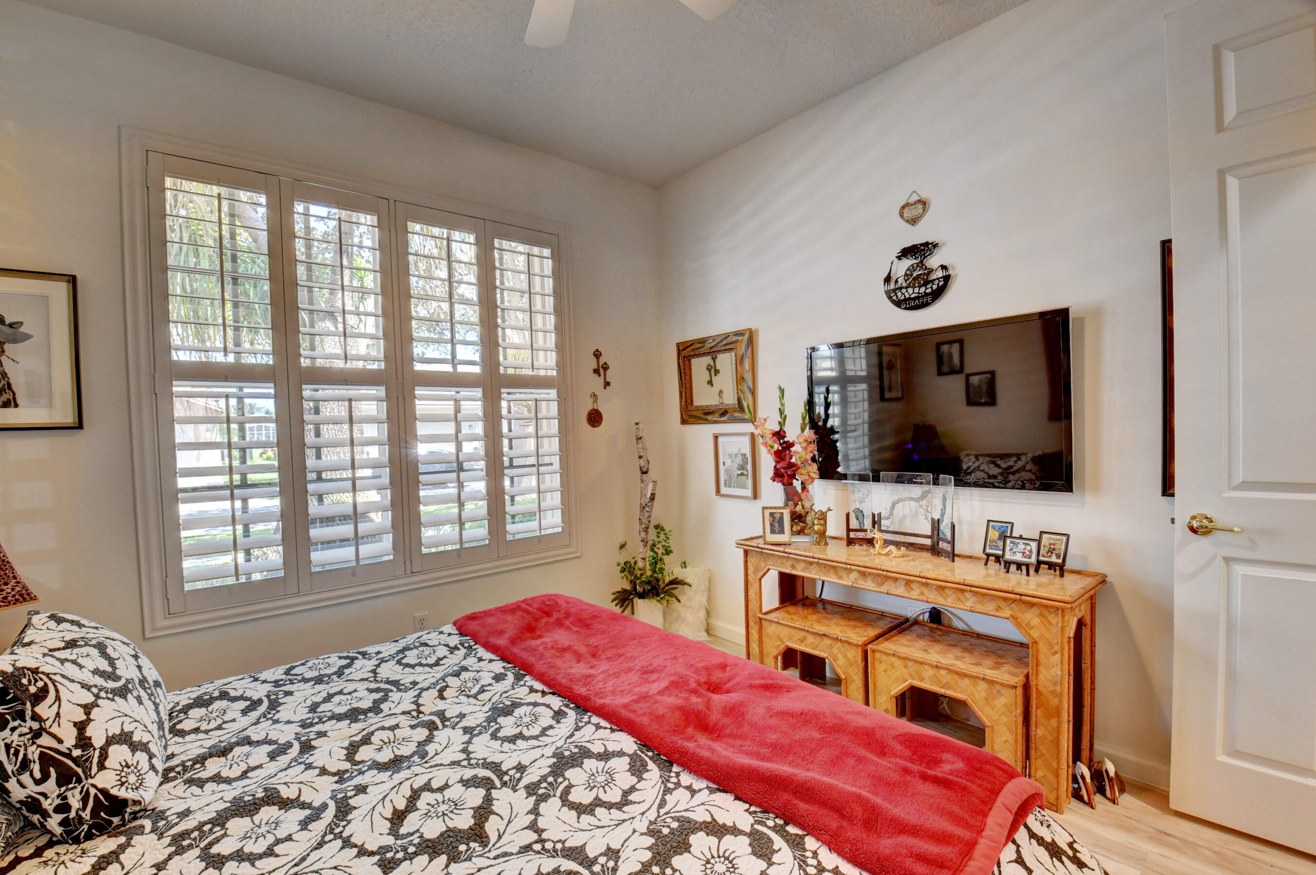 13587 Barcelona Lake Circle