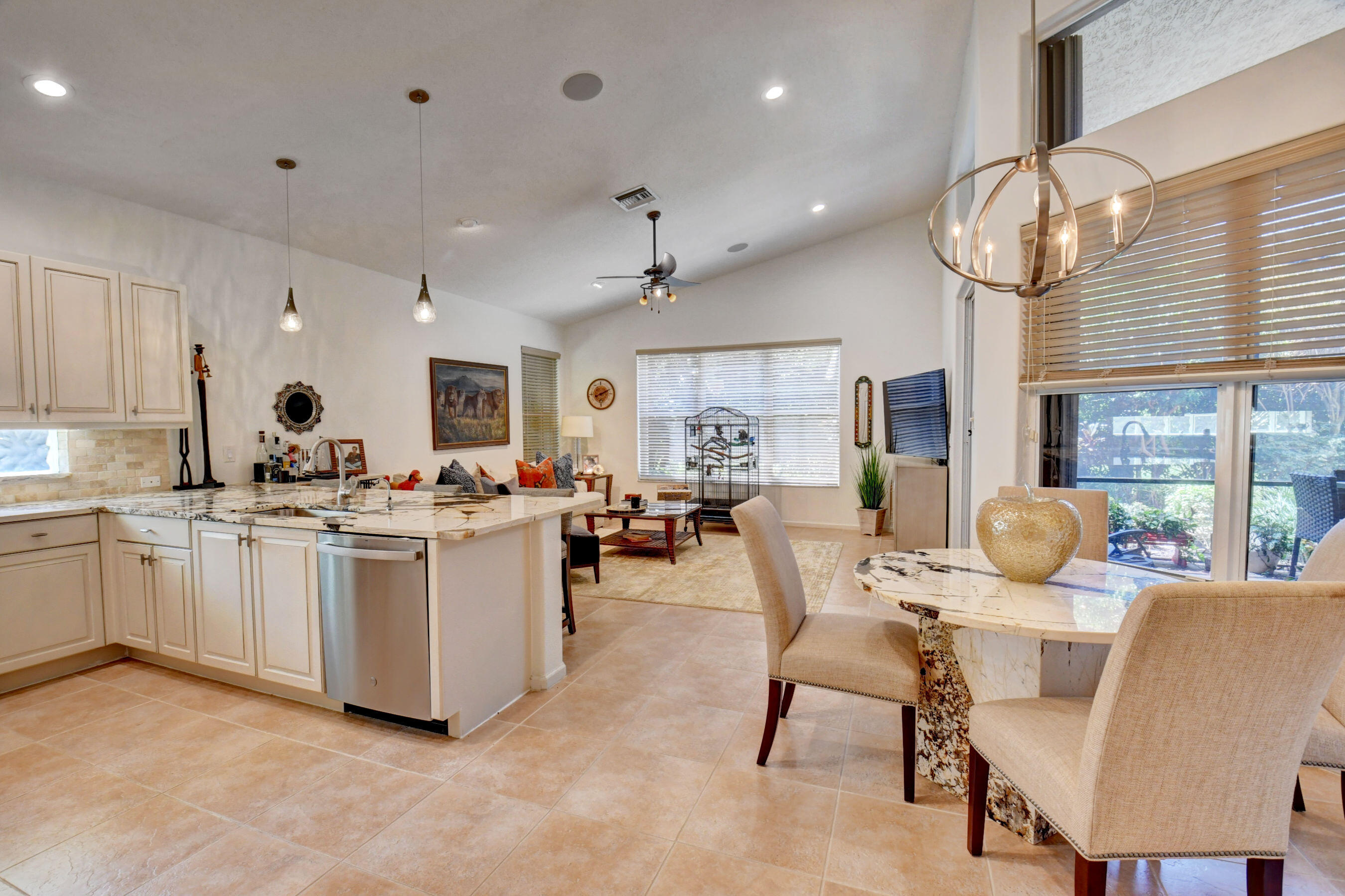 13587 Barcelona Lake Circle