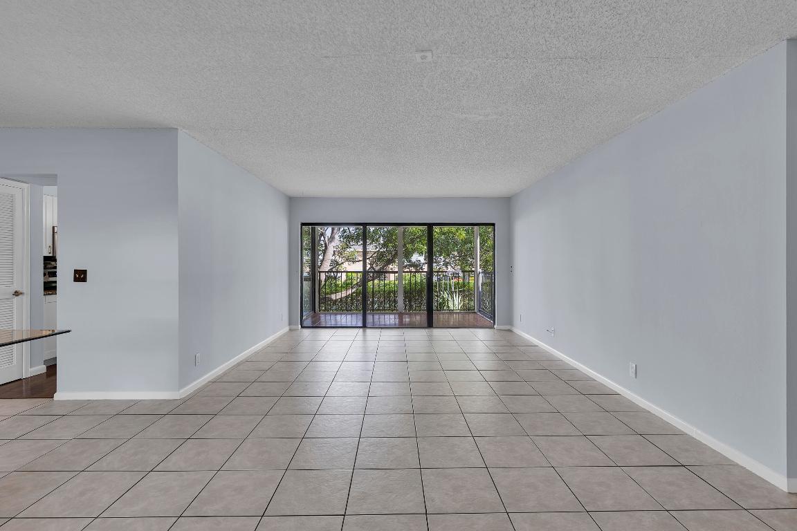 1120 Homewood Boulevard G202