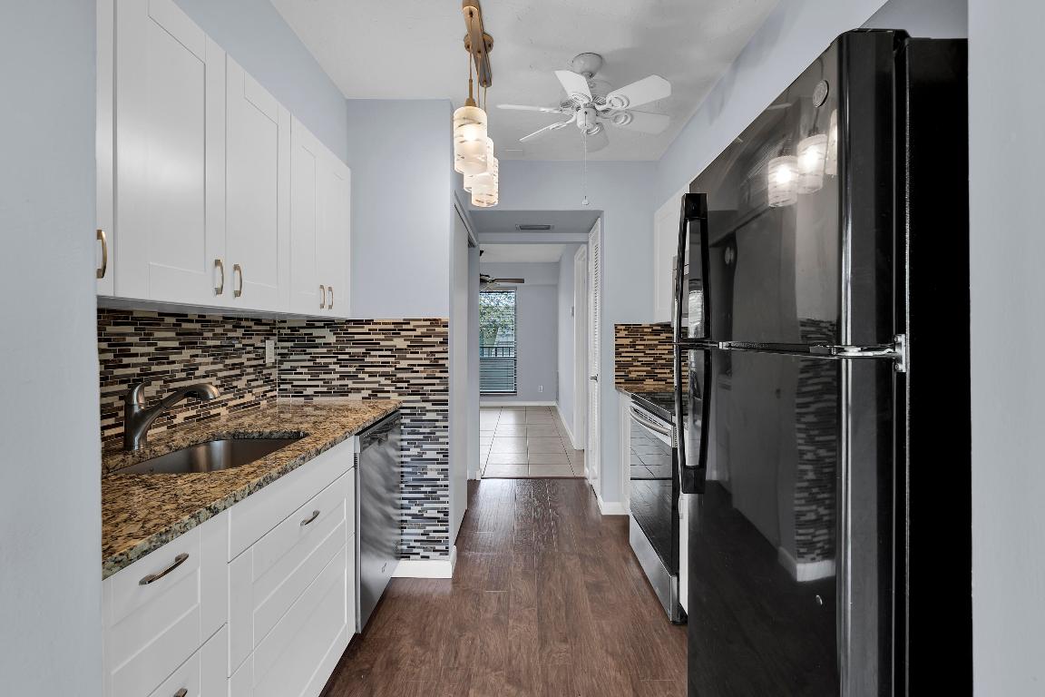 1120 Homewood Boulevard G202