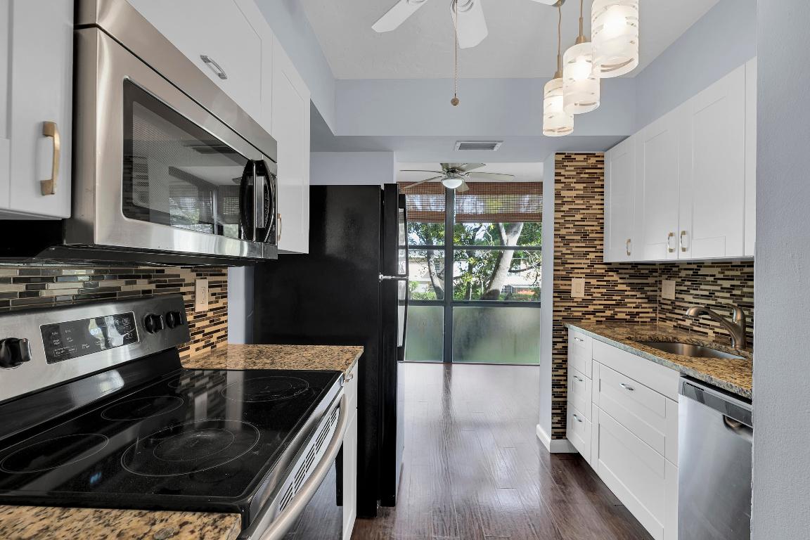 1120 Homewood Boulevard G202