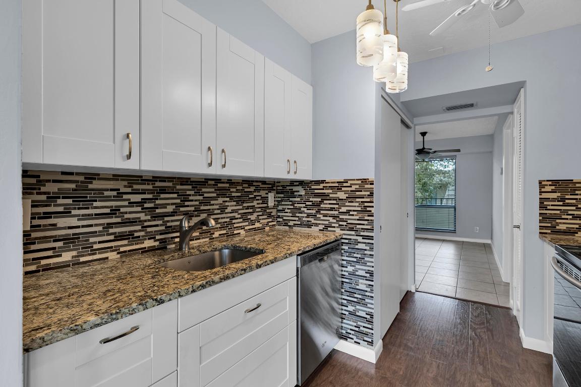 1120 Homewood Boulevard G202