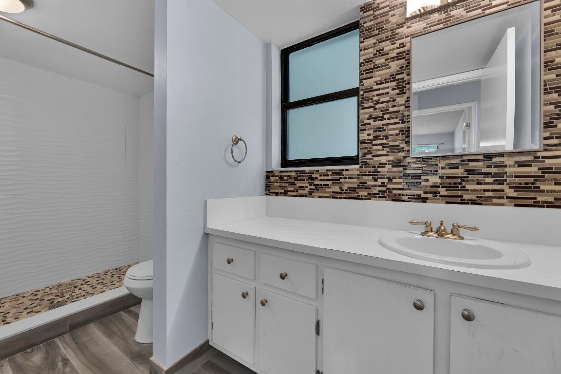 1120 Homewood Boulevard G202