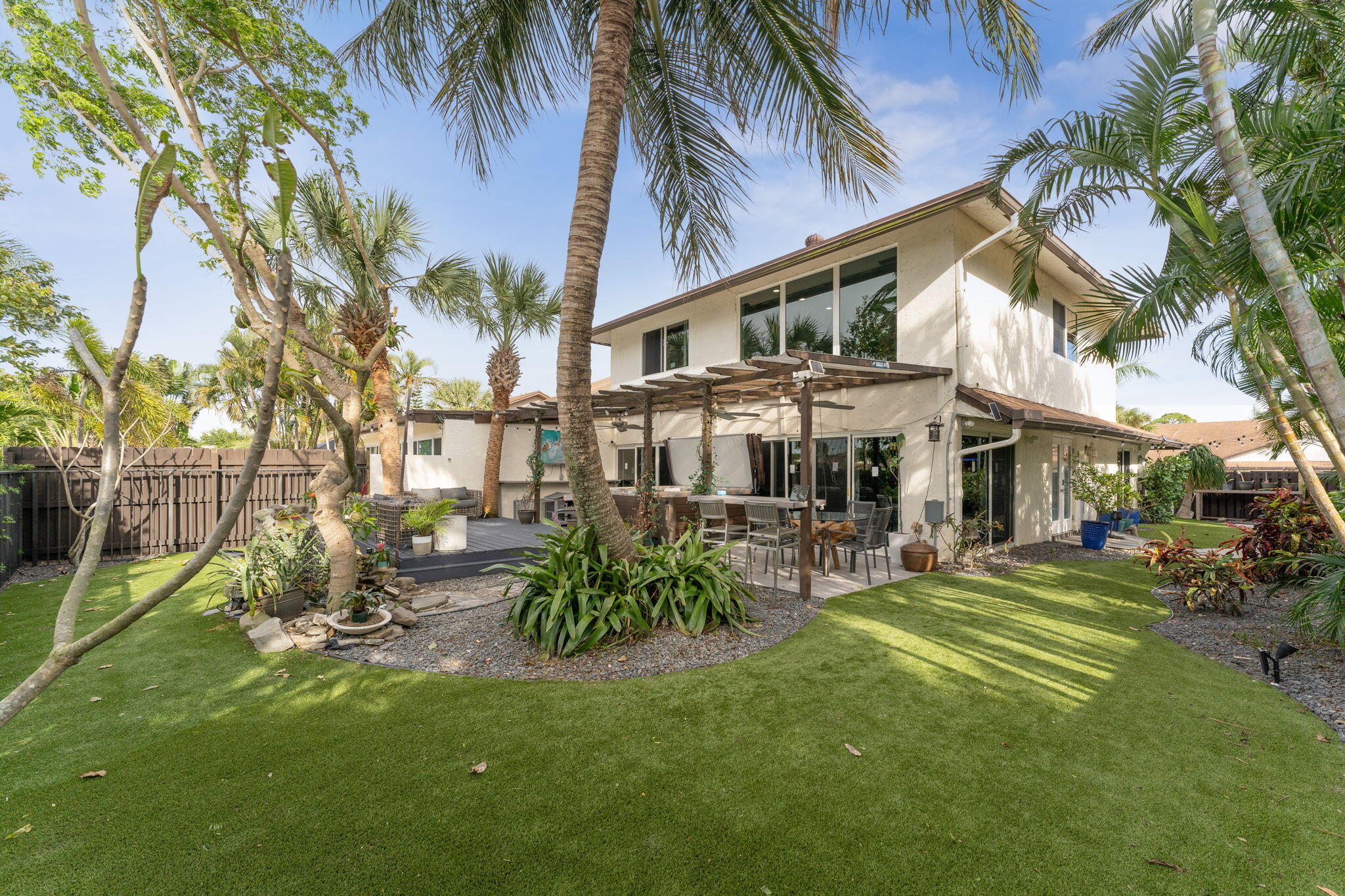 494 SW 28th Avenue