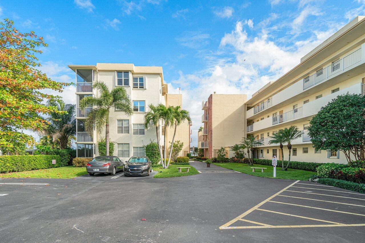 1810 New Palm Way 314