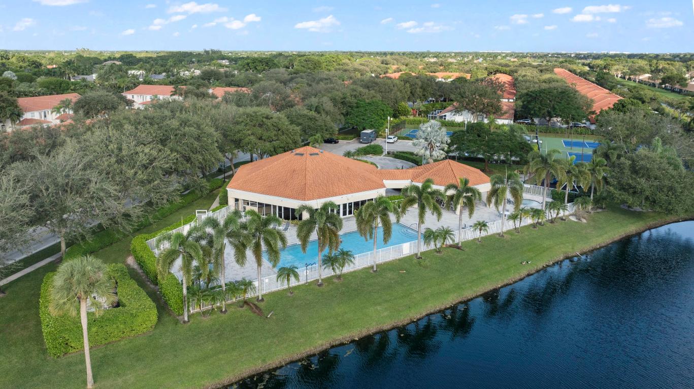 8640 Via Reale 73u / 2