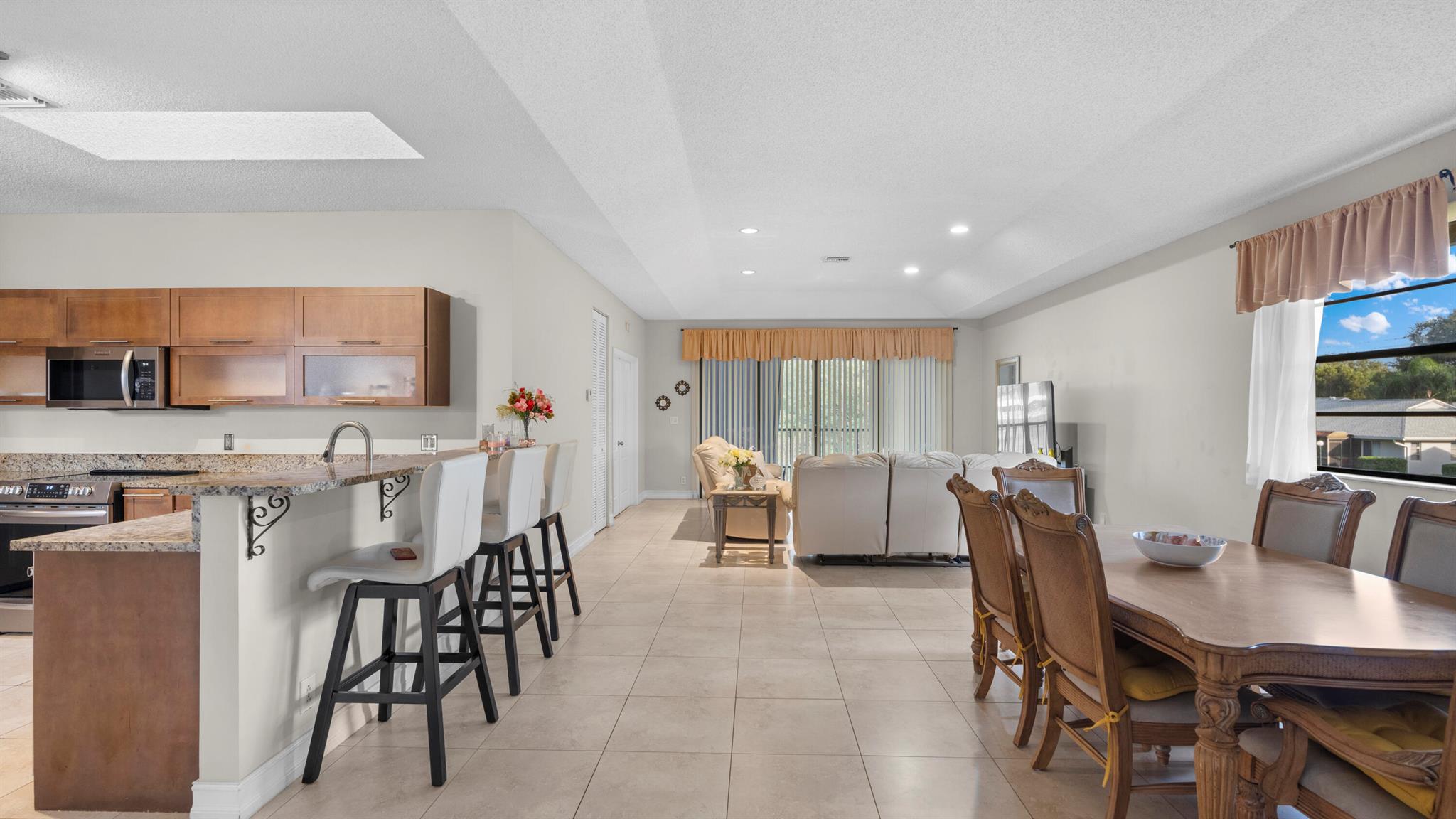 8640 Via Reale 73u / 2