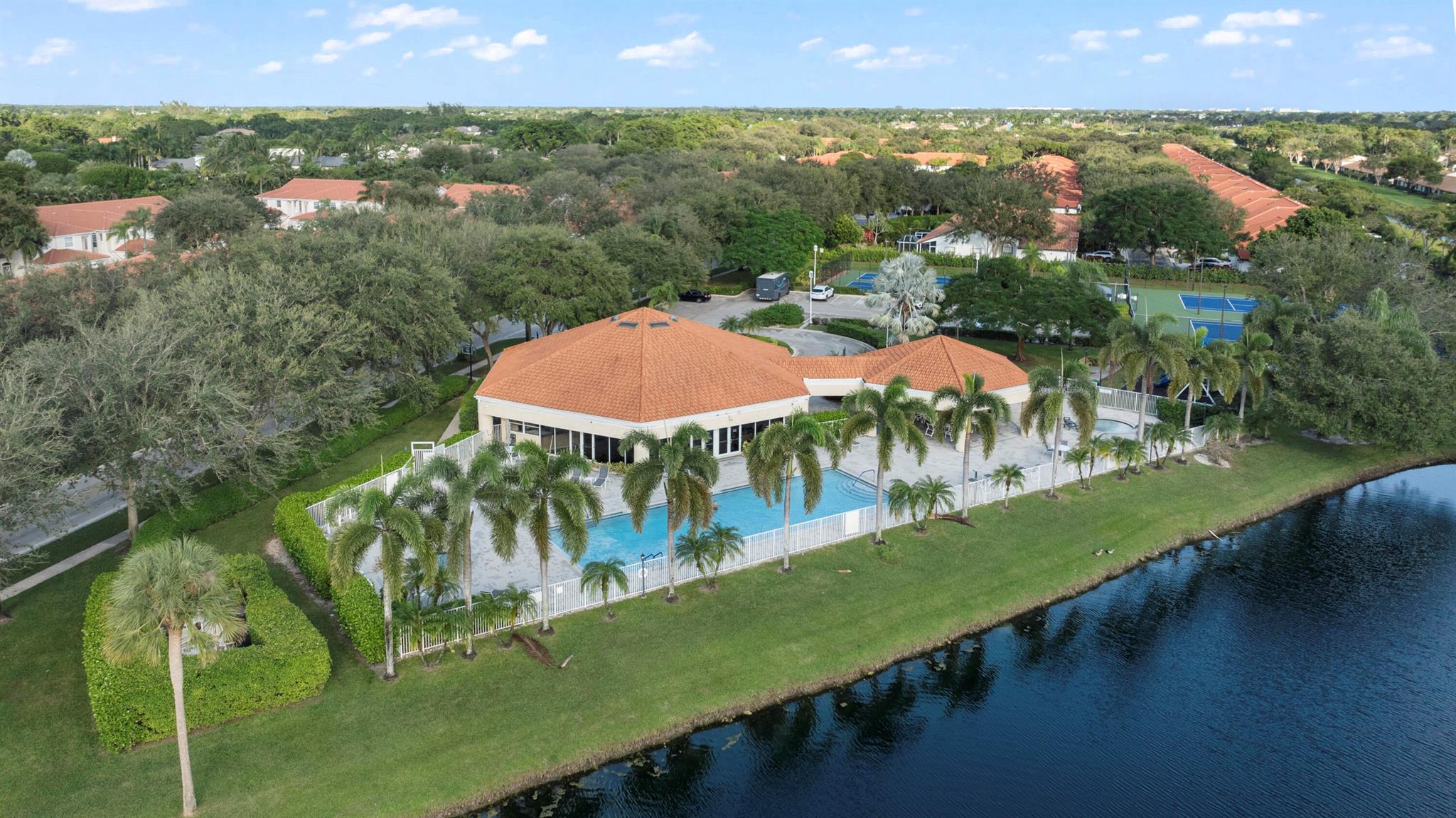 8640 Via Reale 73u / 2