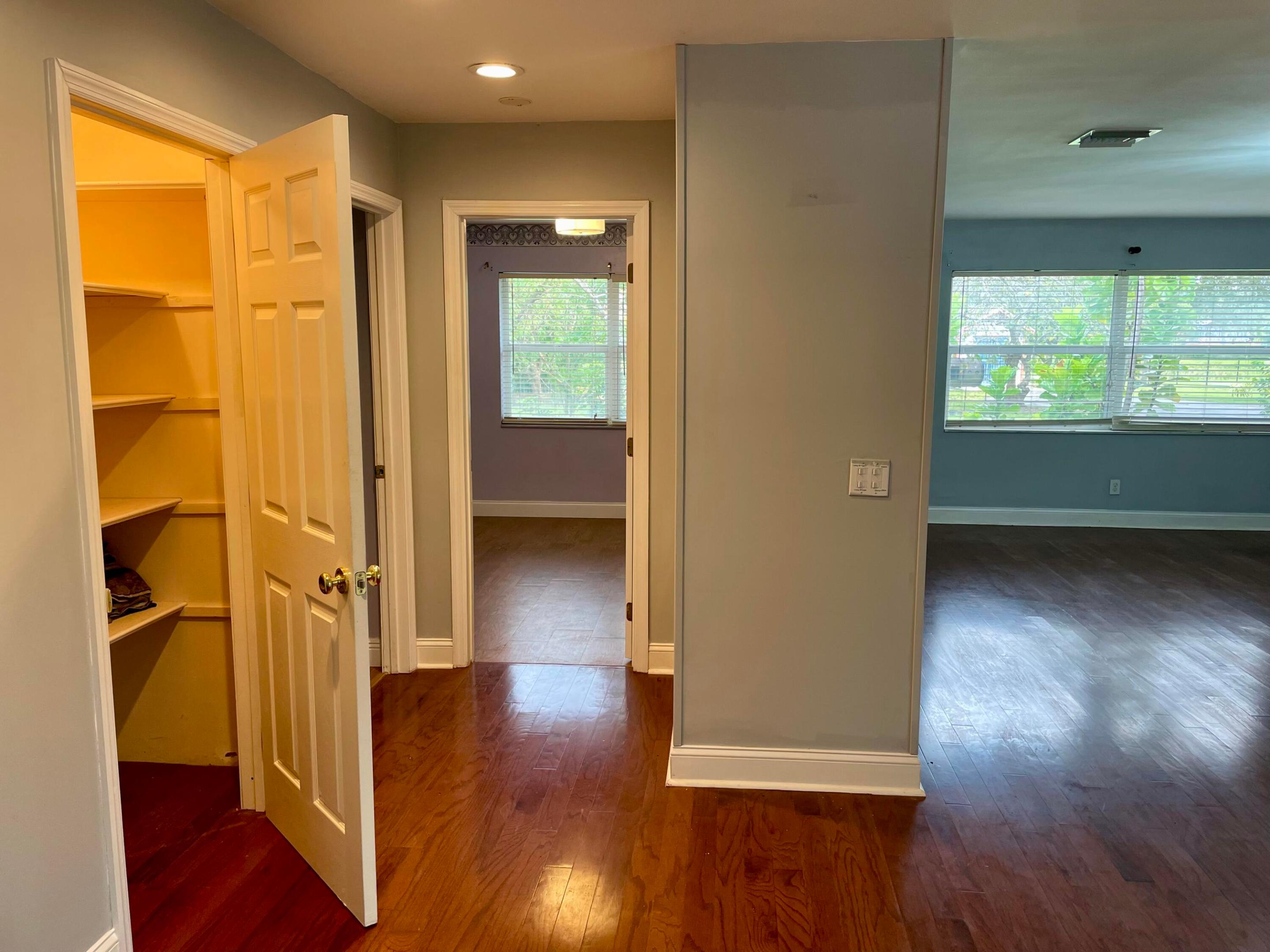 466 Lyons Road