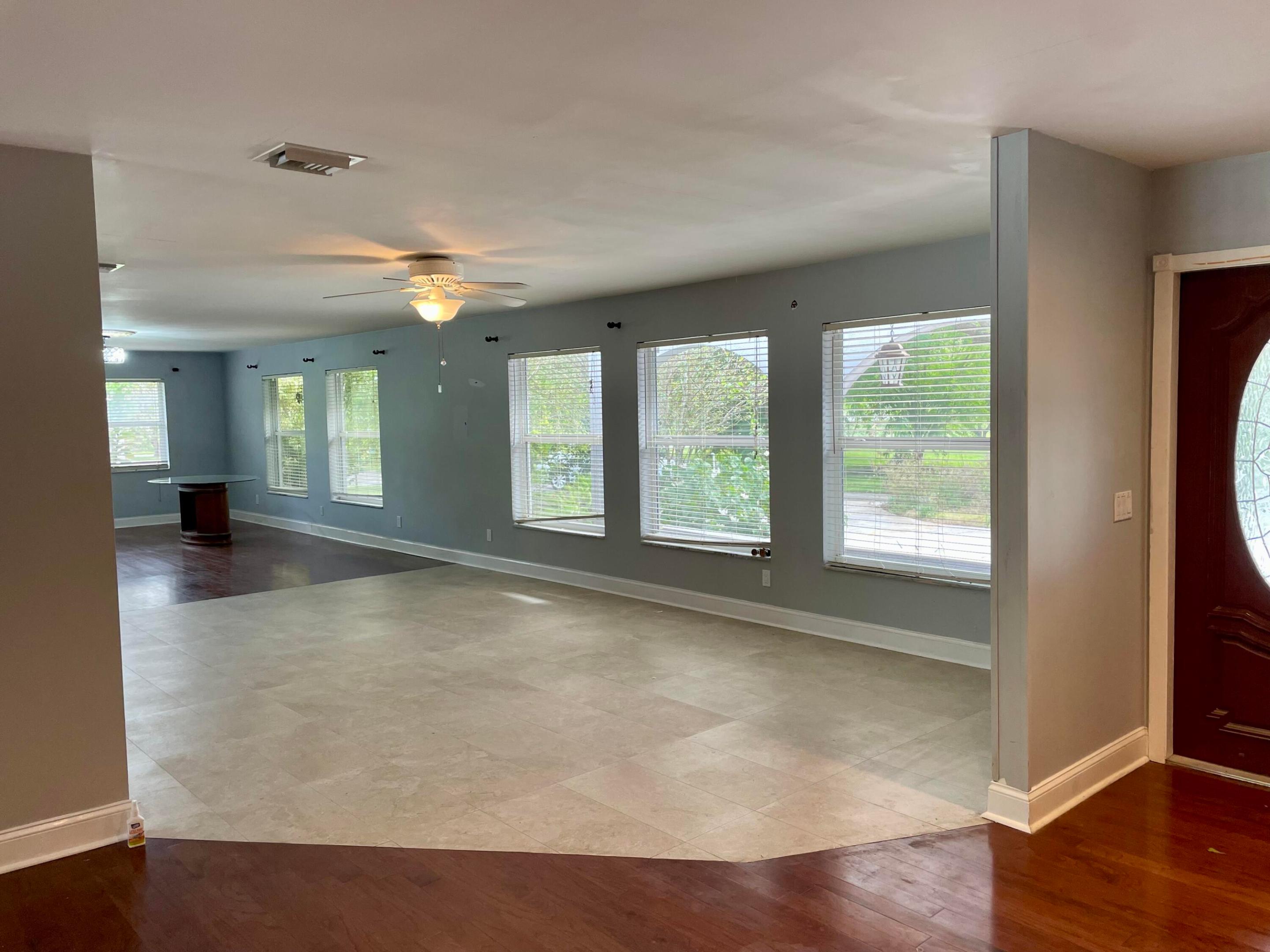 466 Lyons Road