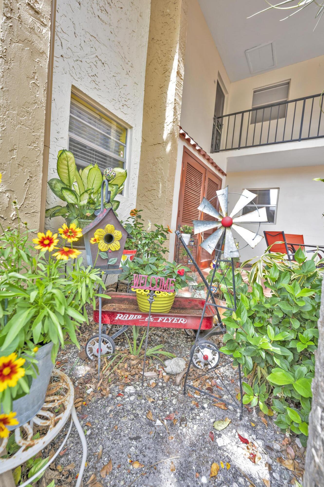185 Lake Evelyn Drive