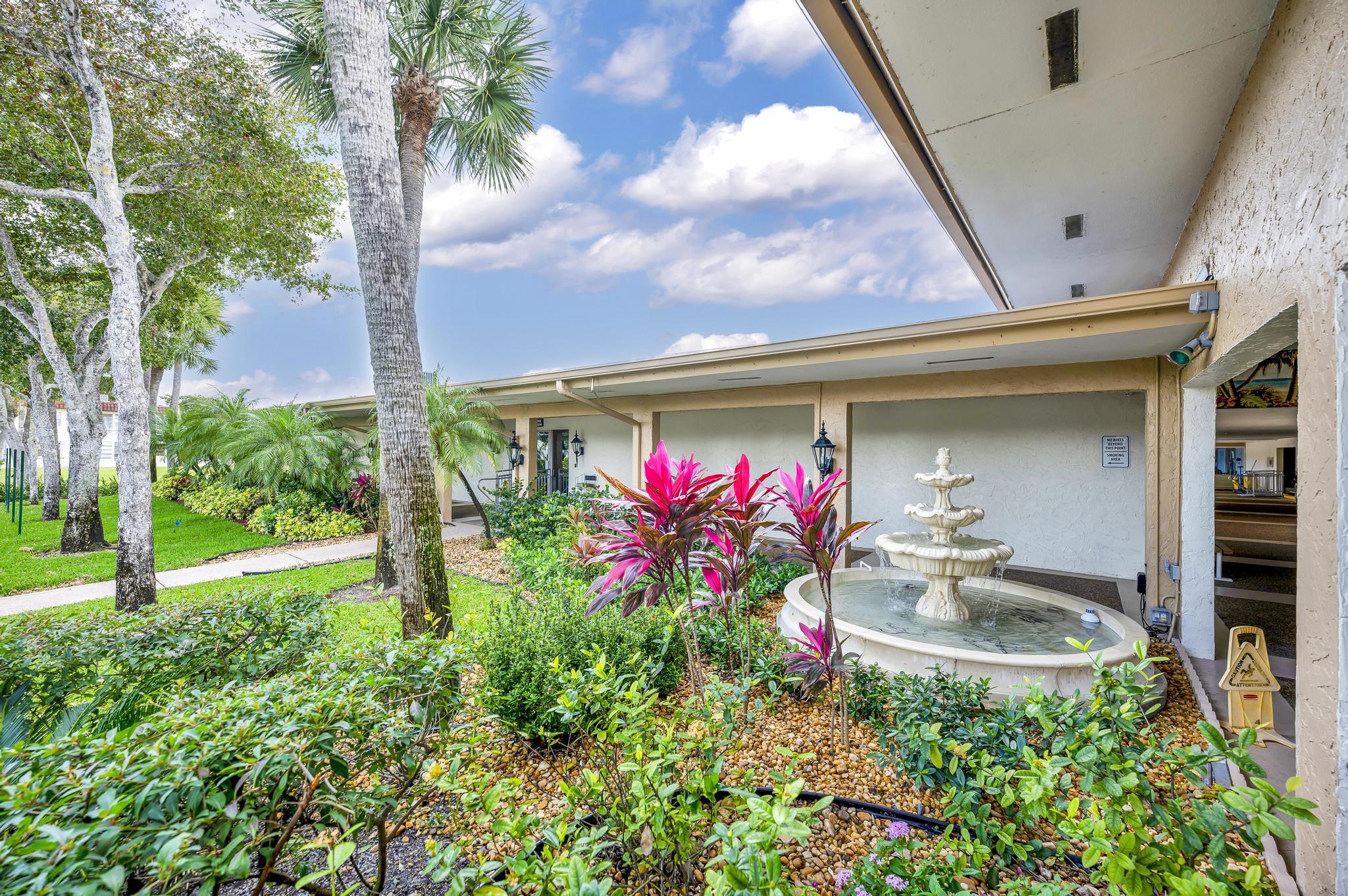 185 Lake Evelyn Drive
