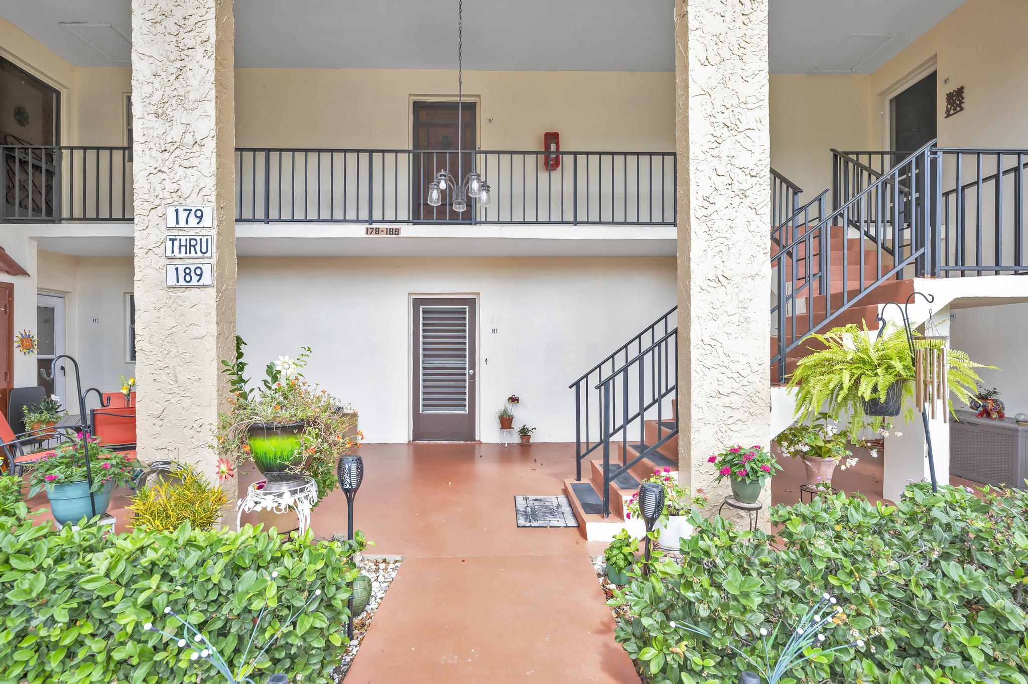 185 Lake Evelyn Drive