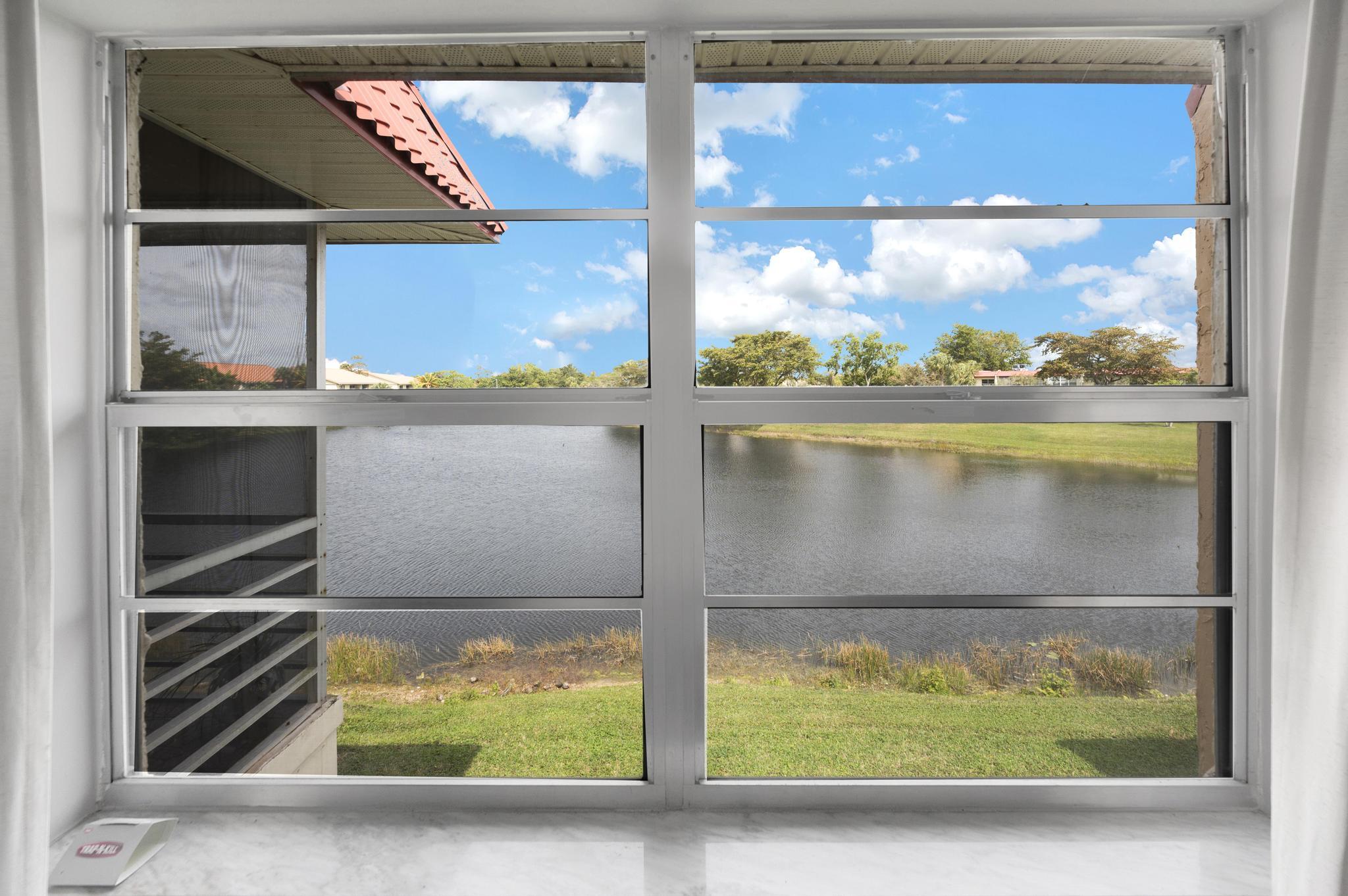 185 Lake Evelyn Drive
