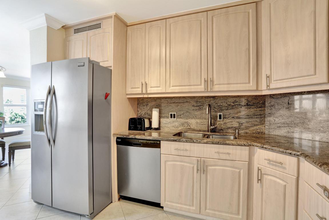 3700 Galt Ocean Drive 311