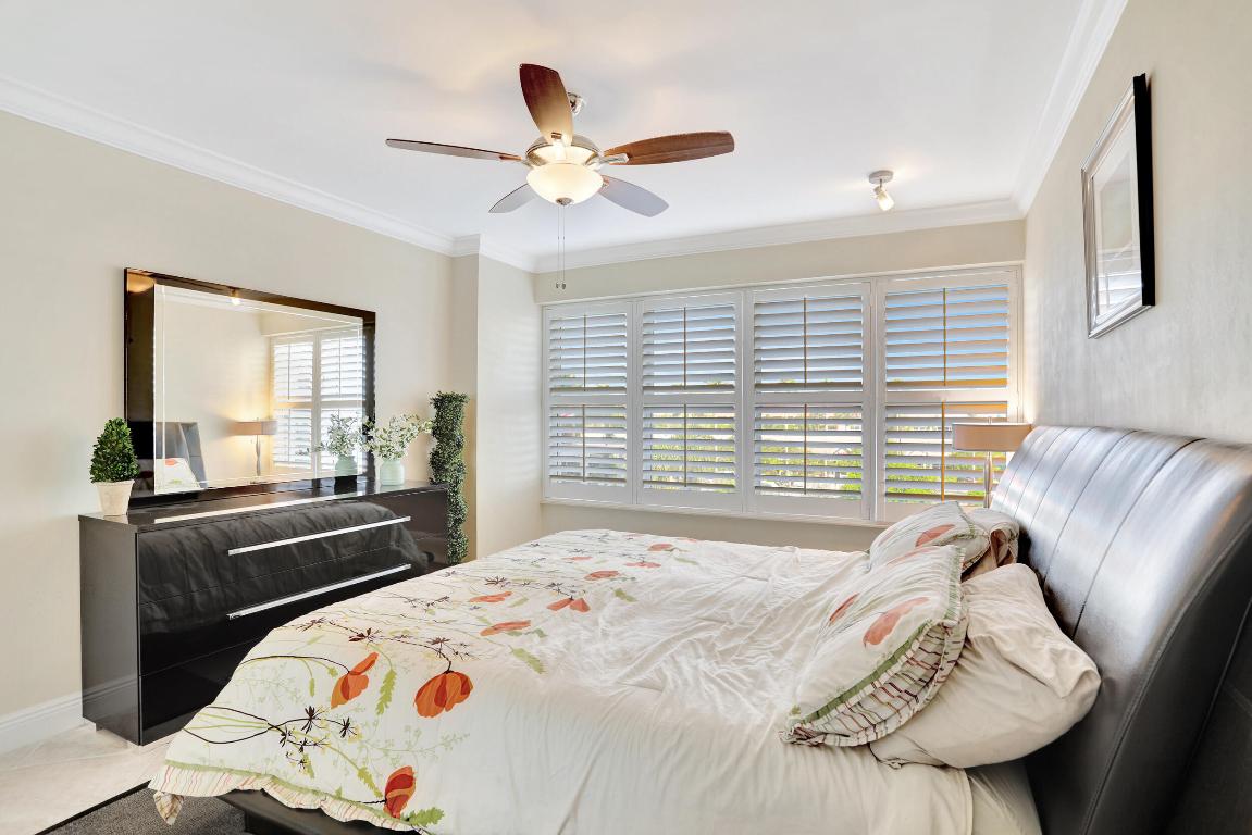 3700 Galt Ocean Drive 311