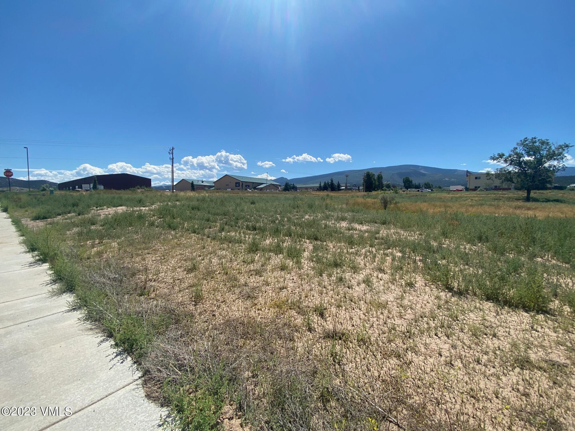 405-425 Plane Street