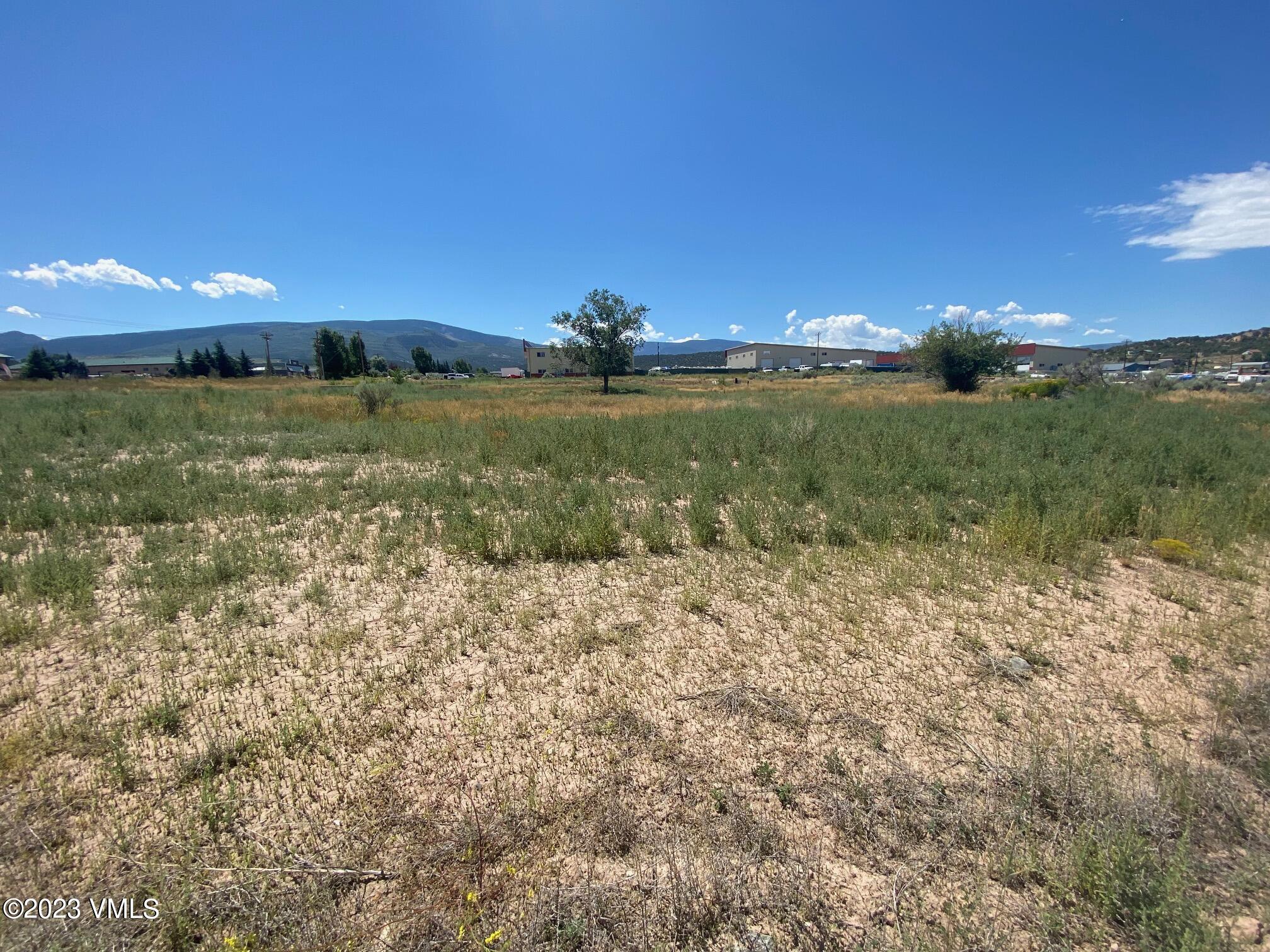 405-425 Plane Street