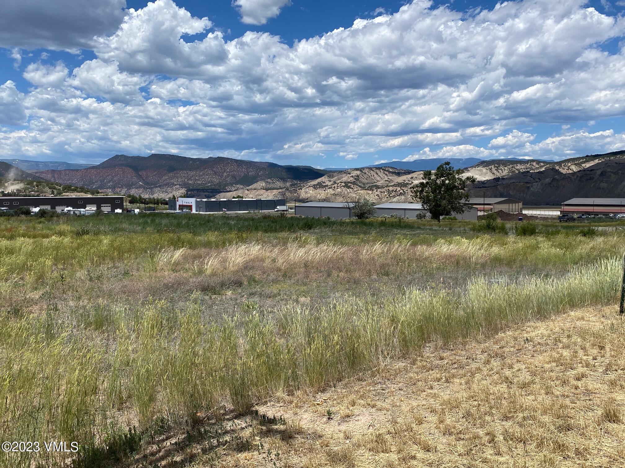 405-425 Plane Street