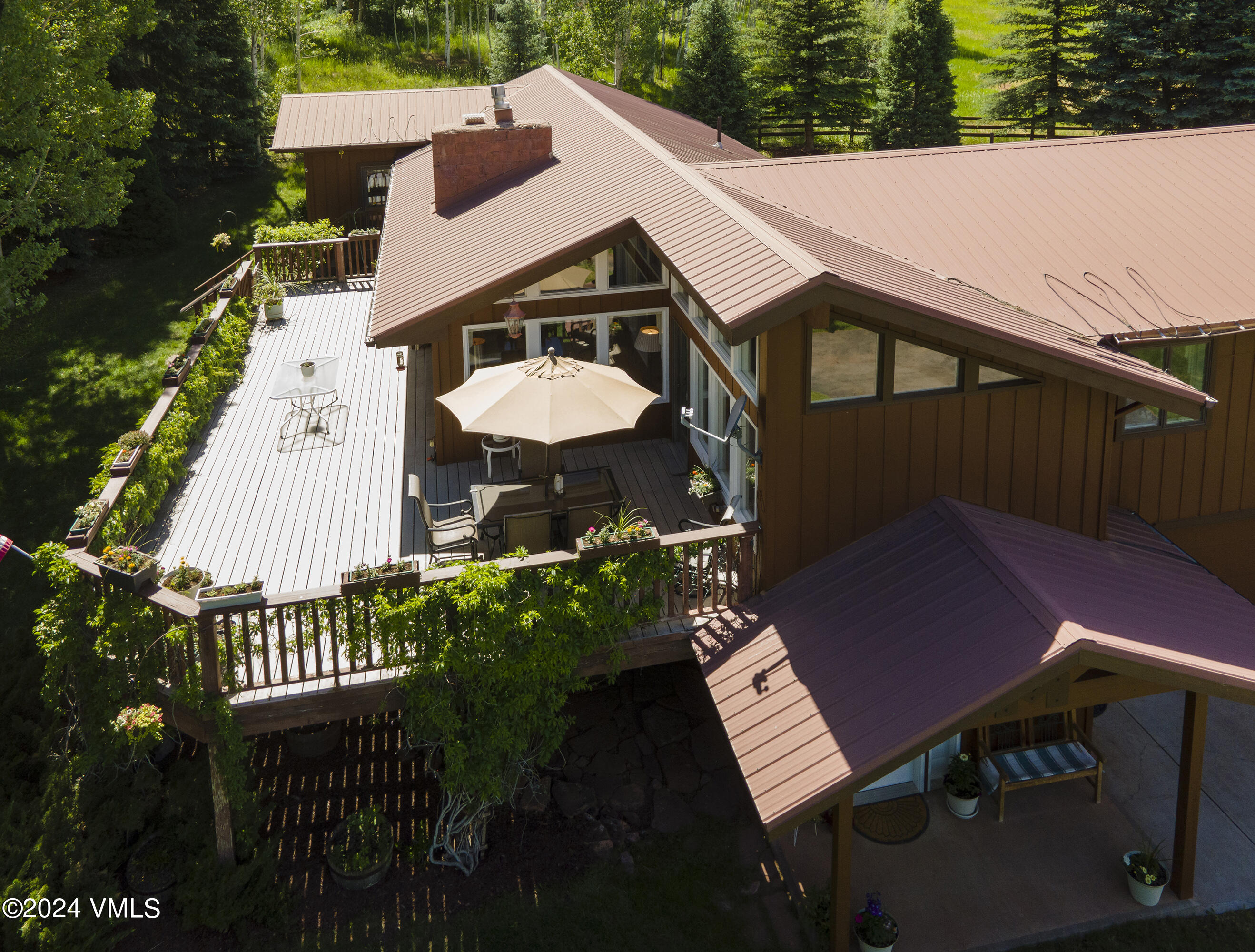 9001 Brush Creek Road