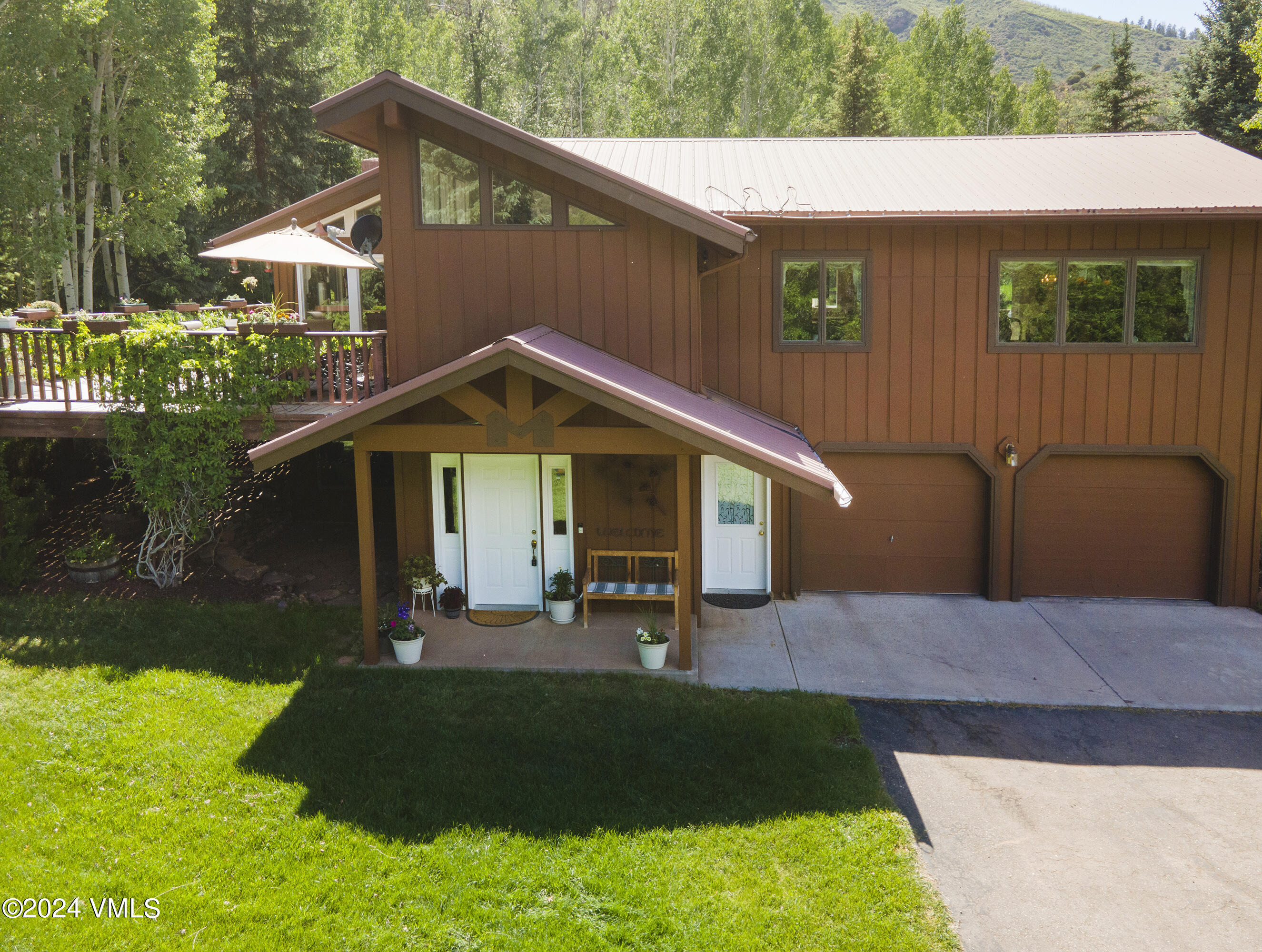 9001 Brush Creek Road