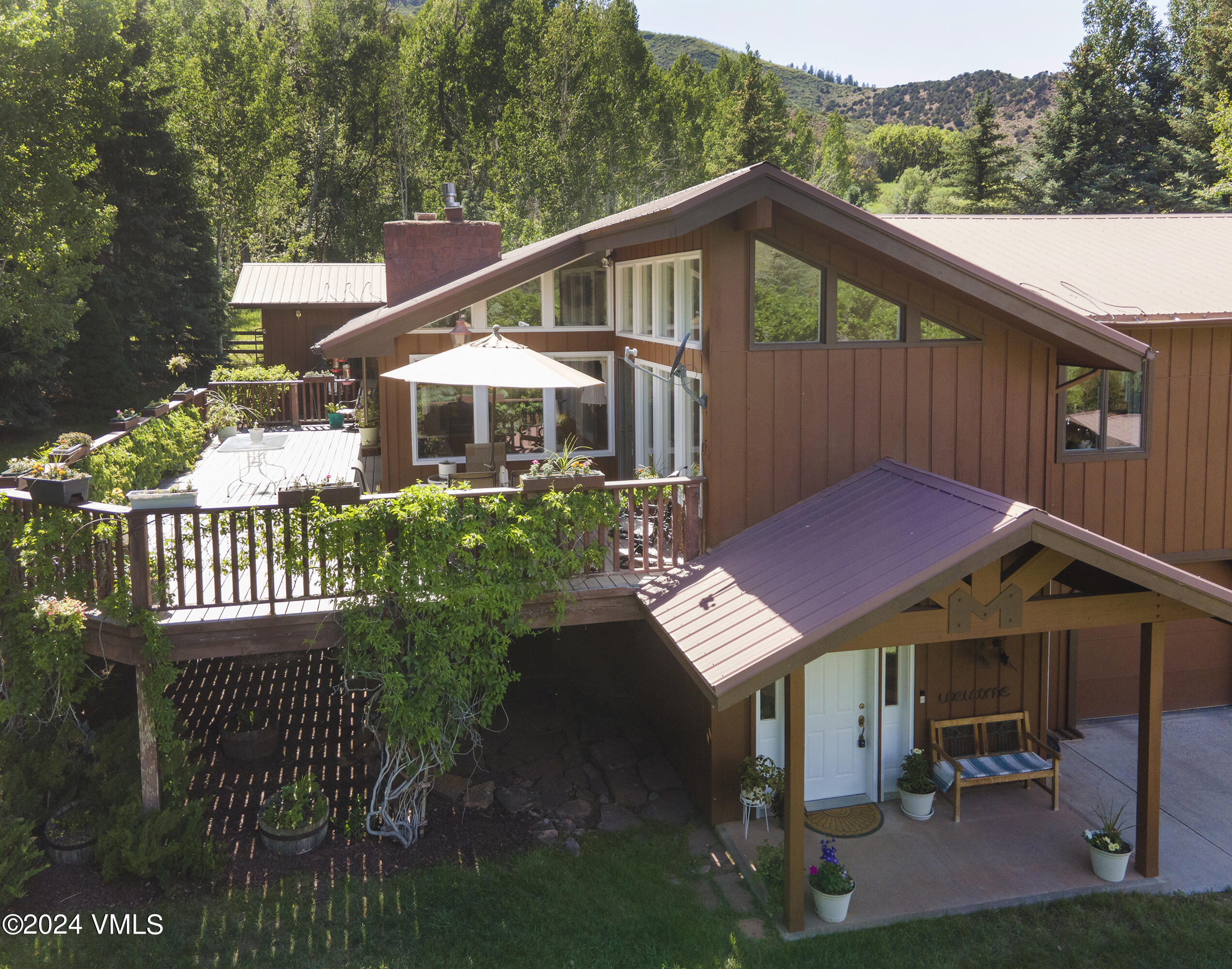 9001 Brush Creek Road