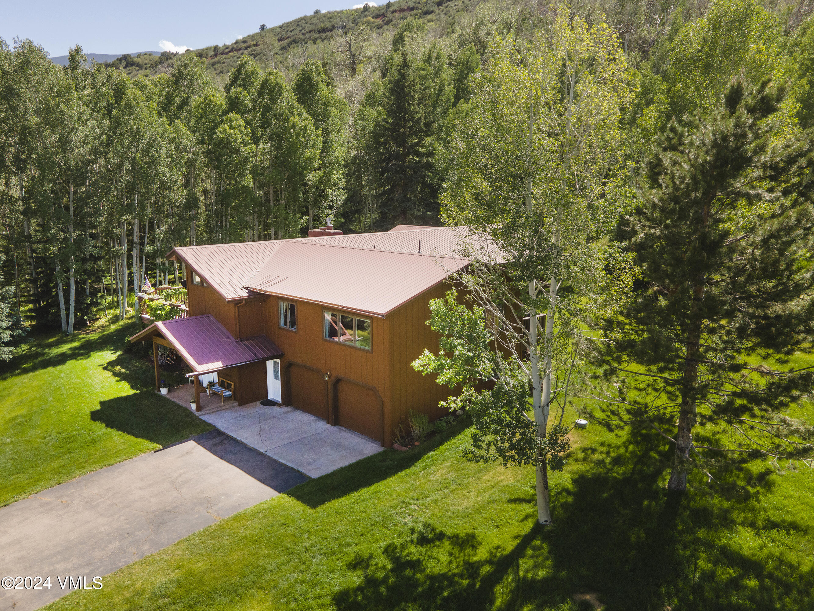 9001 Brush Creek Road