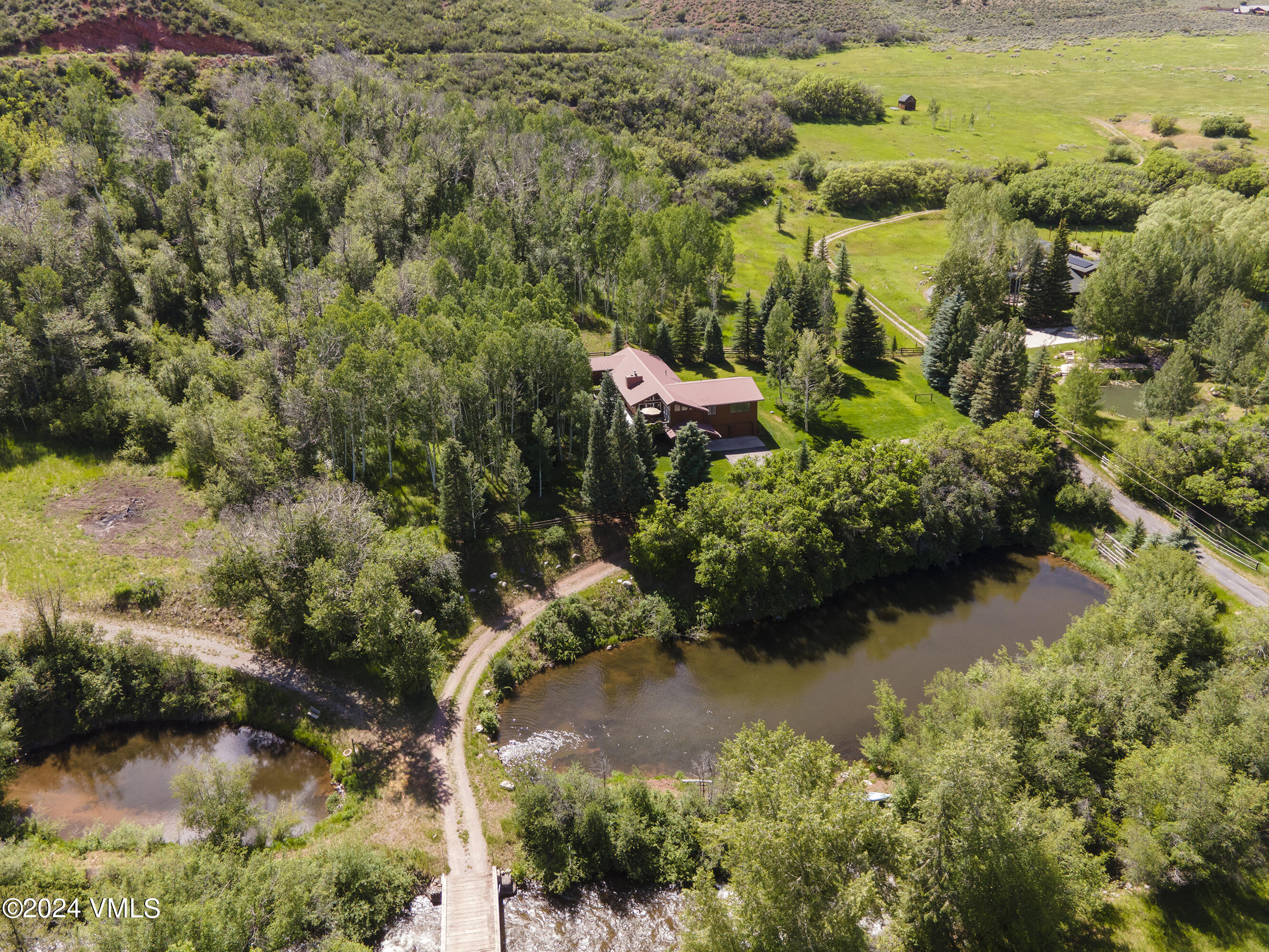 9001 Brush Creek Road