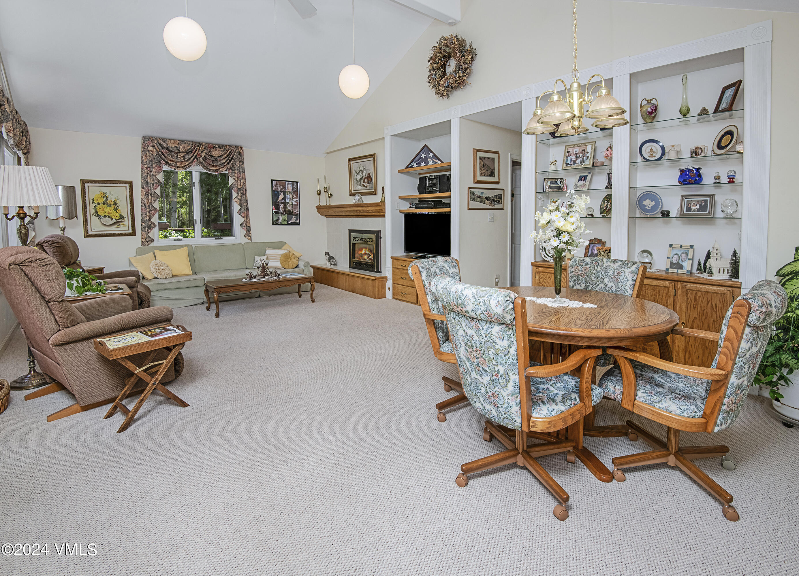 9001 Brush Creek Road