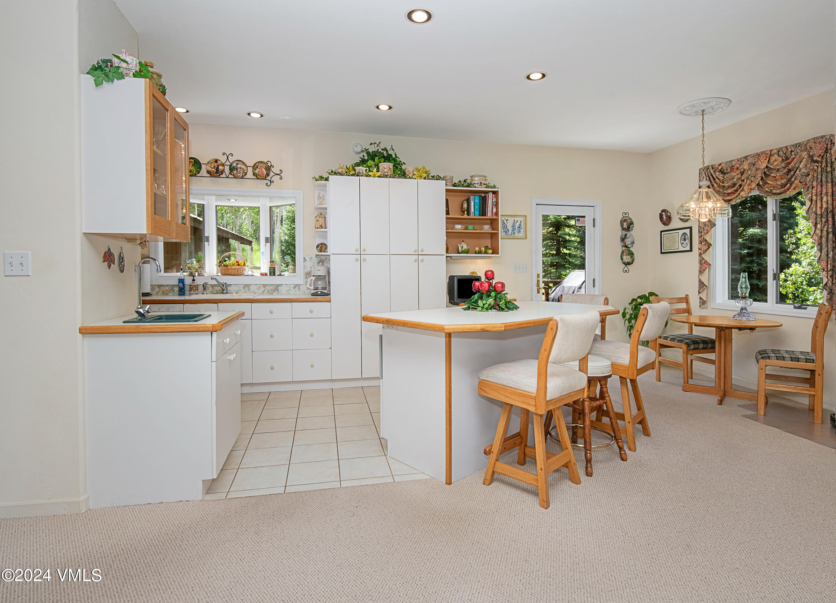 9001 Brush Creek Road