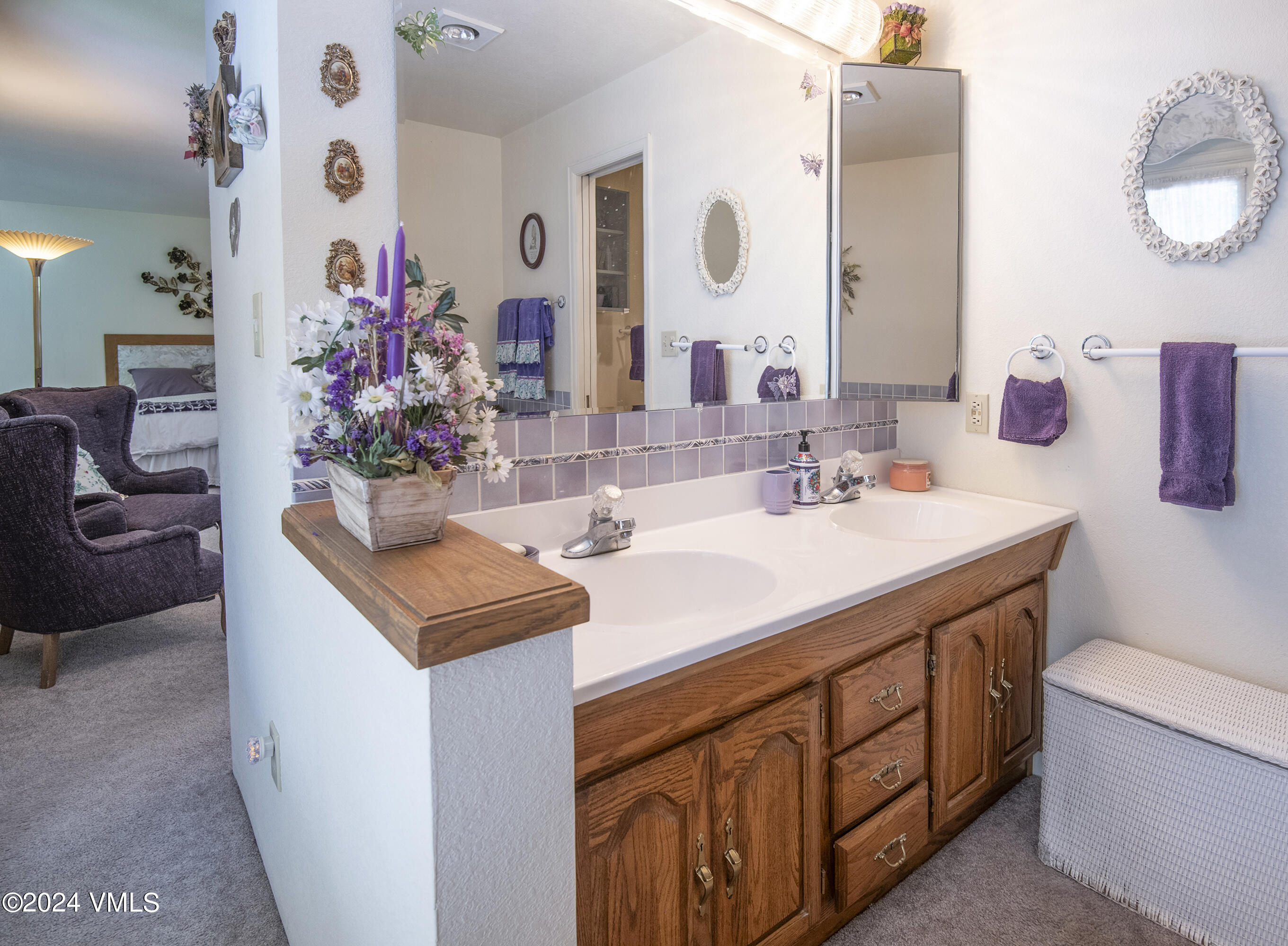 9001 Brush Creek Road