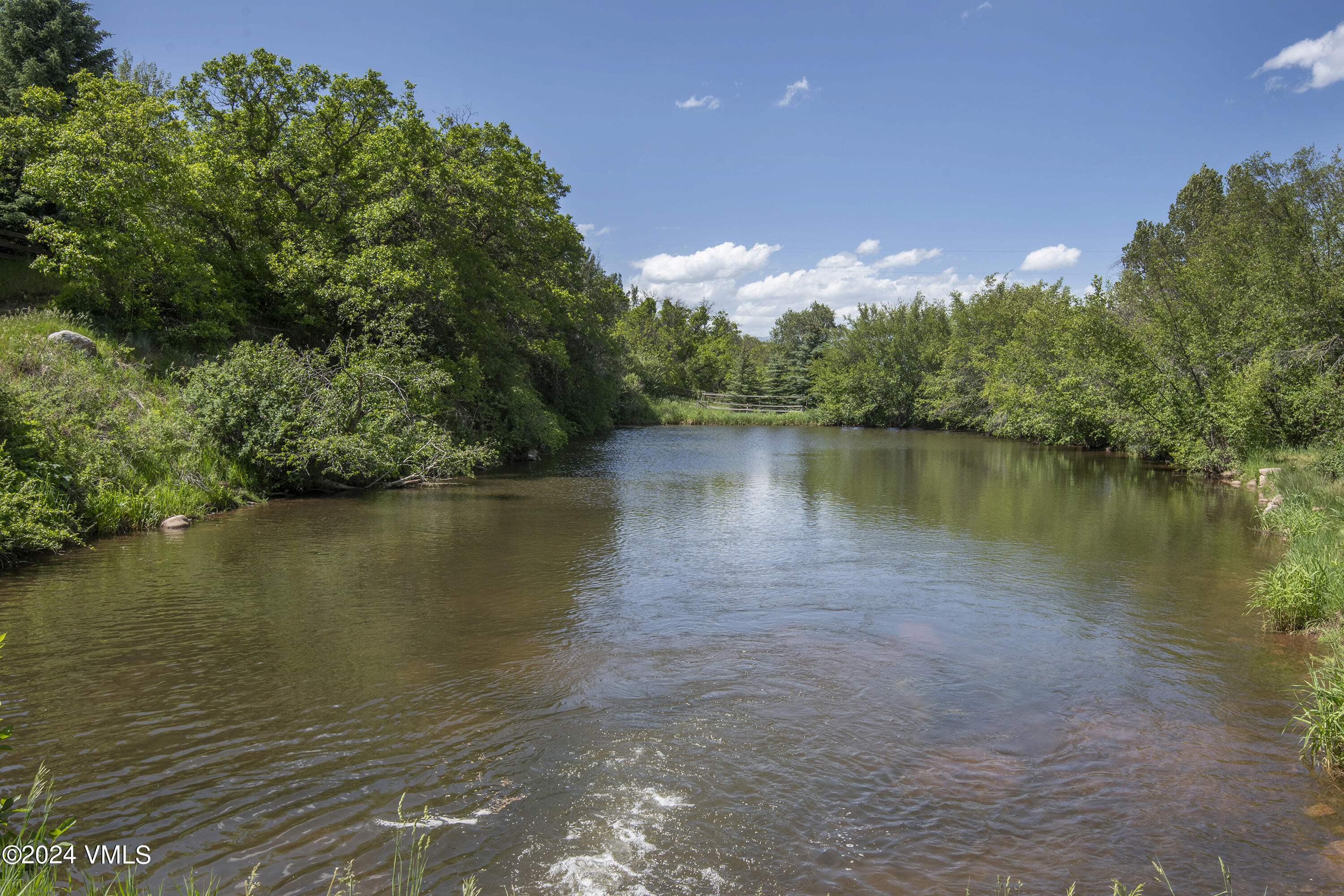 9001 Brush Creek Road