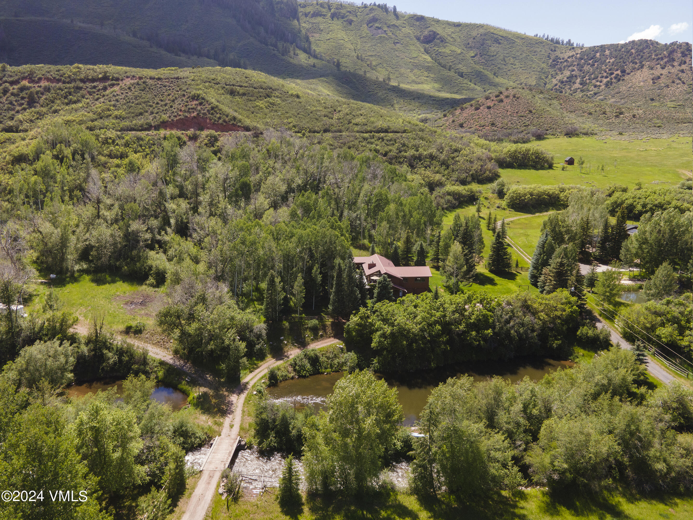 9001 Brush Creek Road