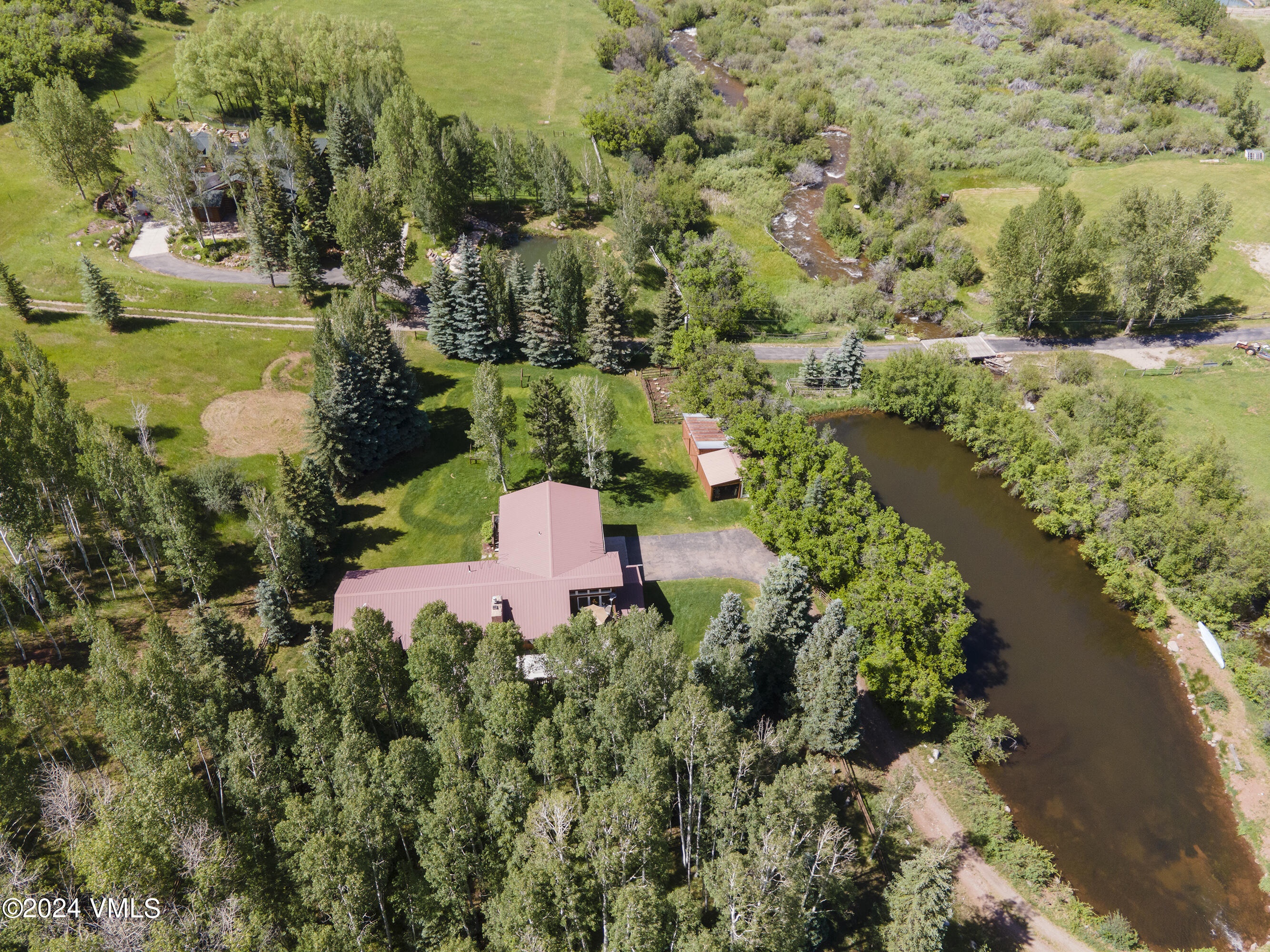 9001 Brush Creek Road