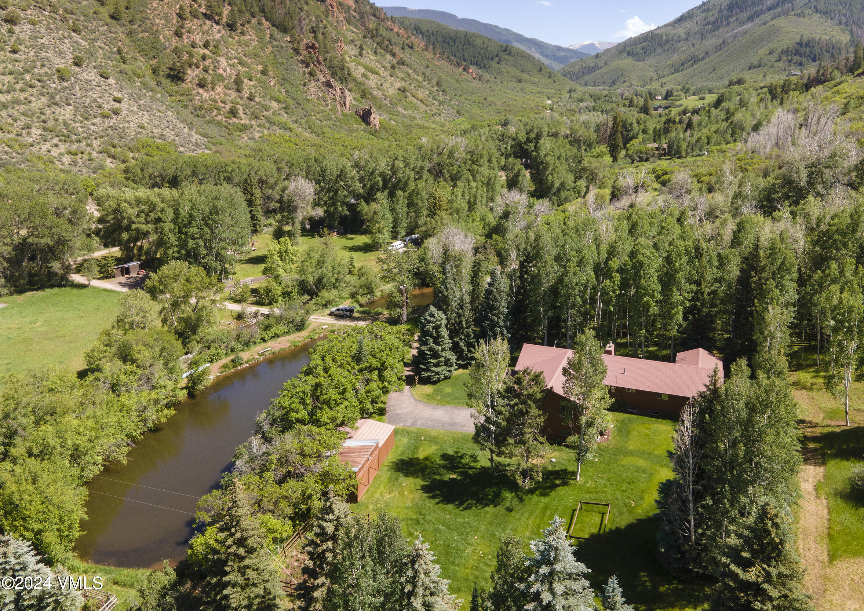 9001 Brush Creek Road