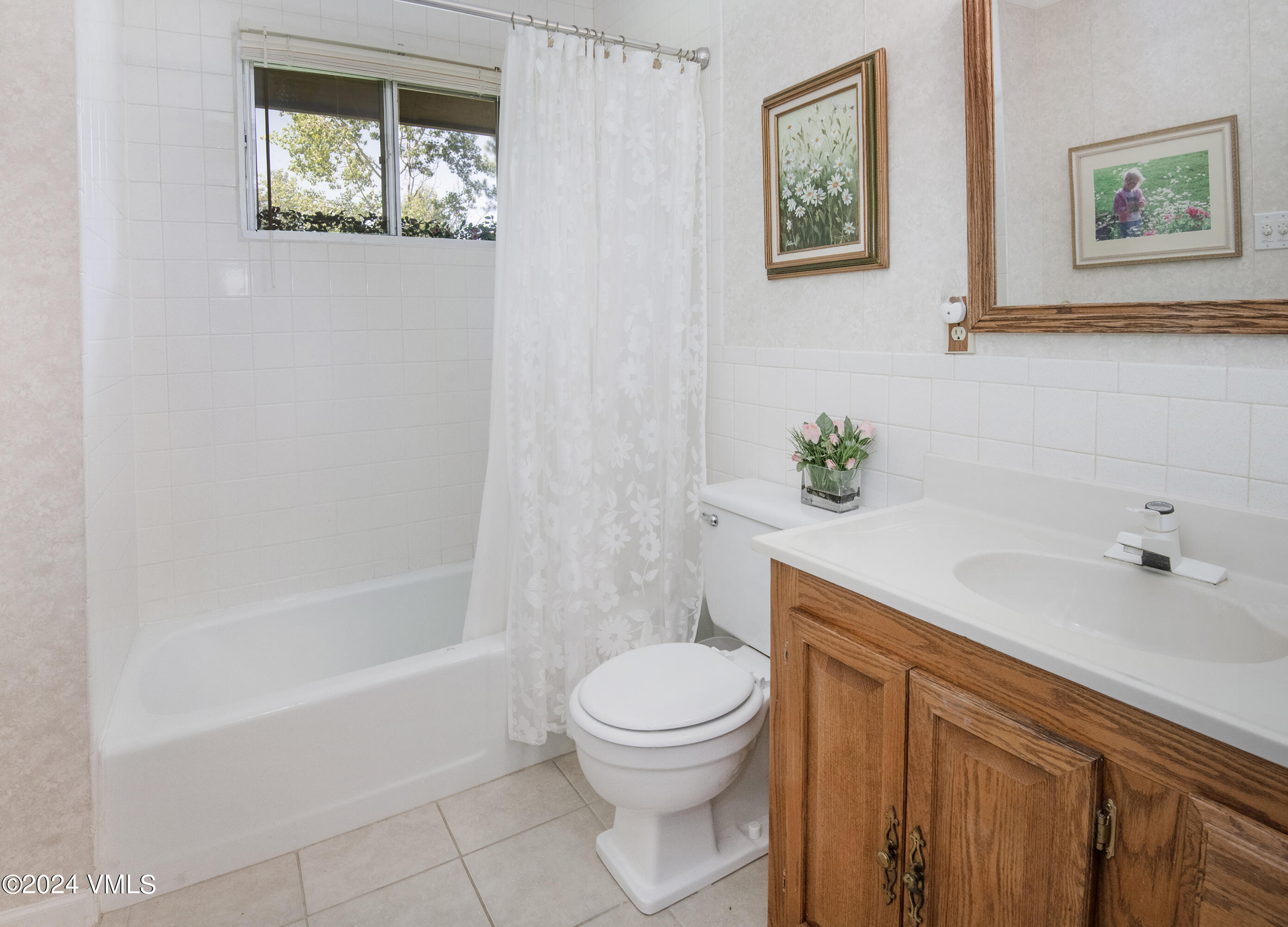 9001 Brush Creek Road