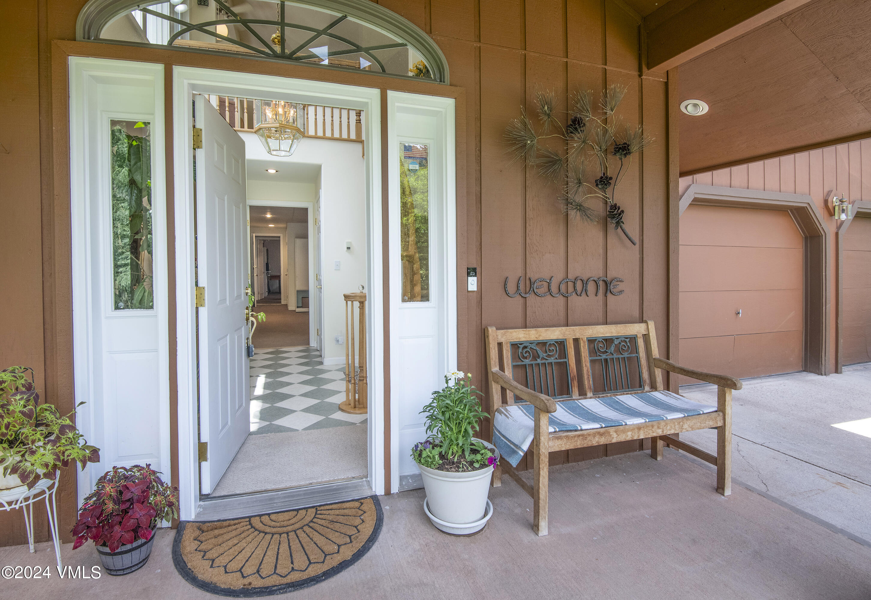 9001 Brush Creek Road