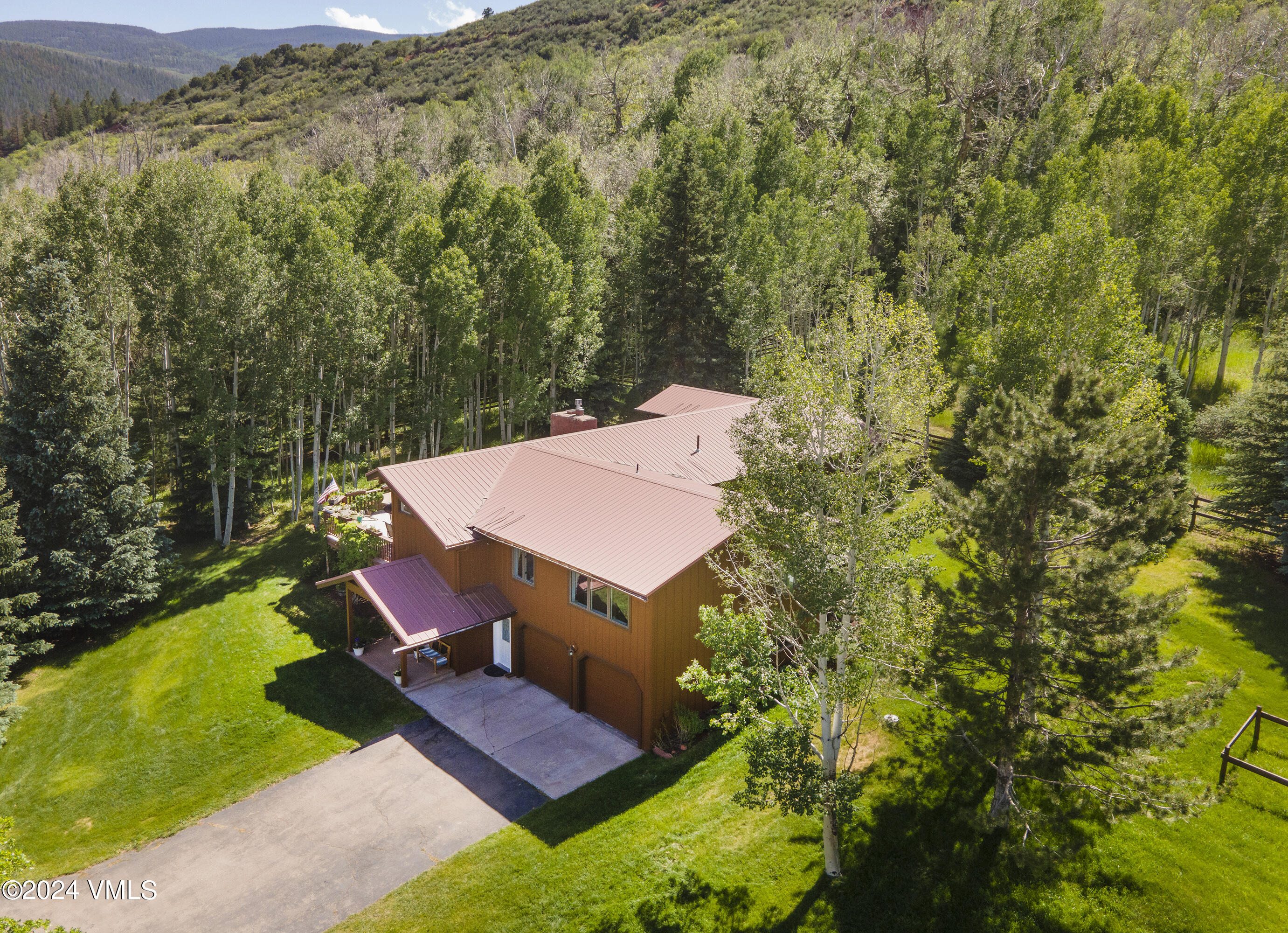 9001 Brush Creek Road