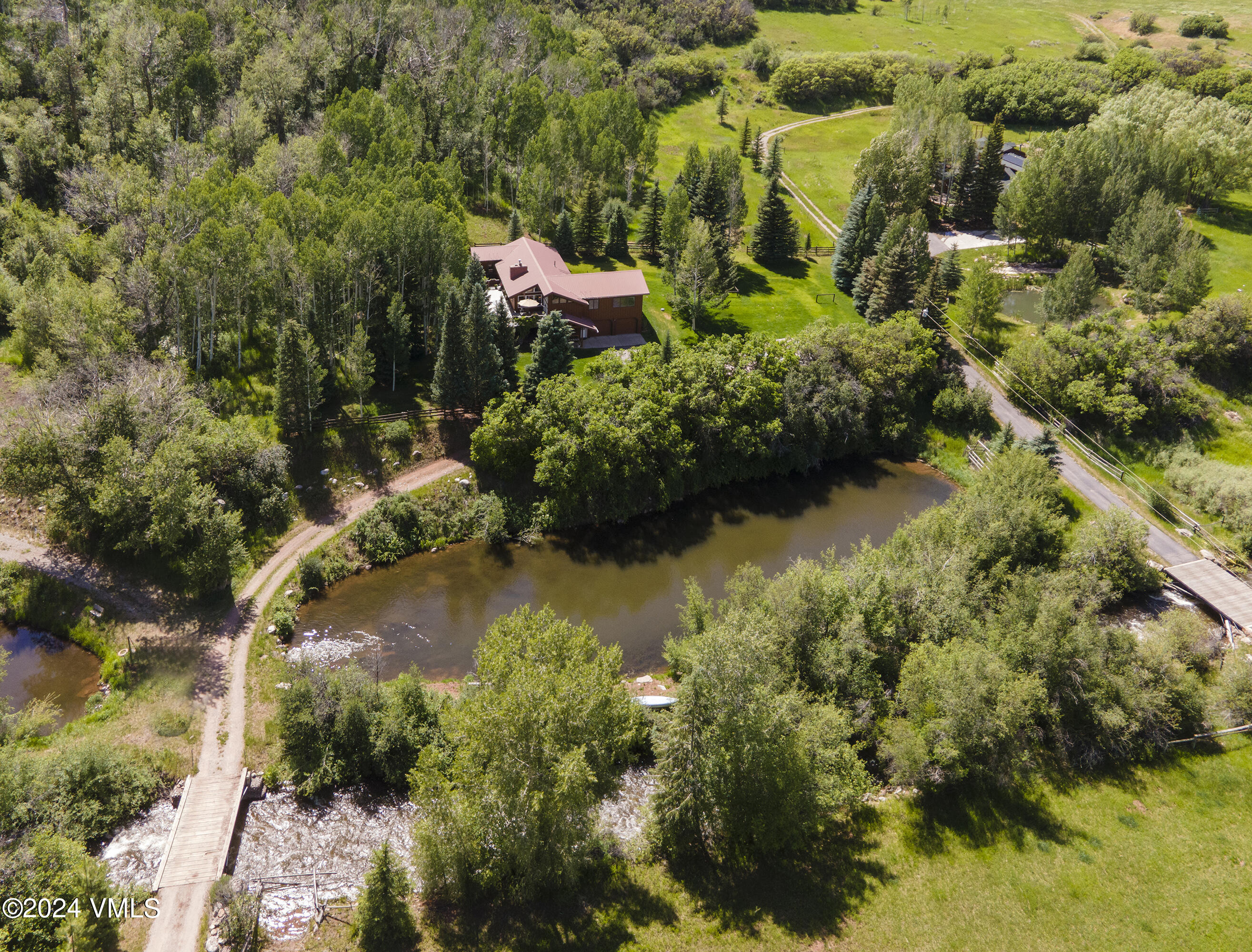 9001 Brush Creek Road