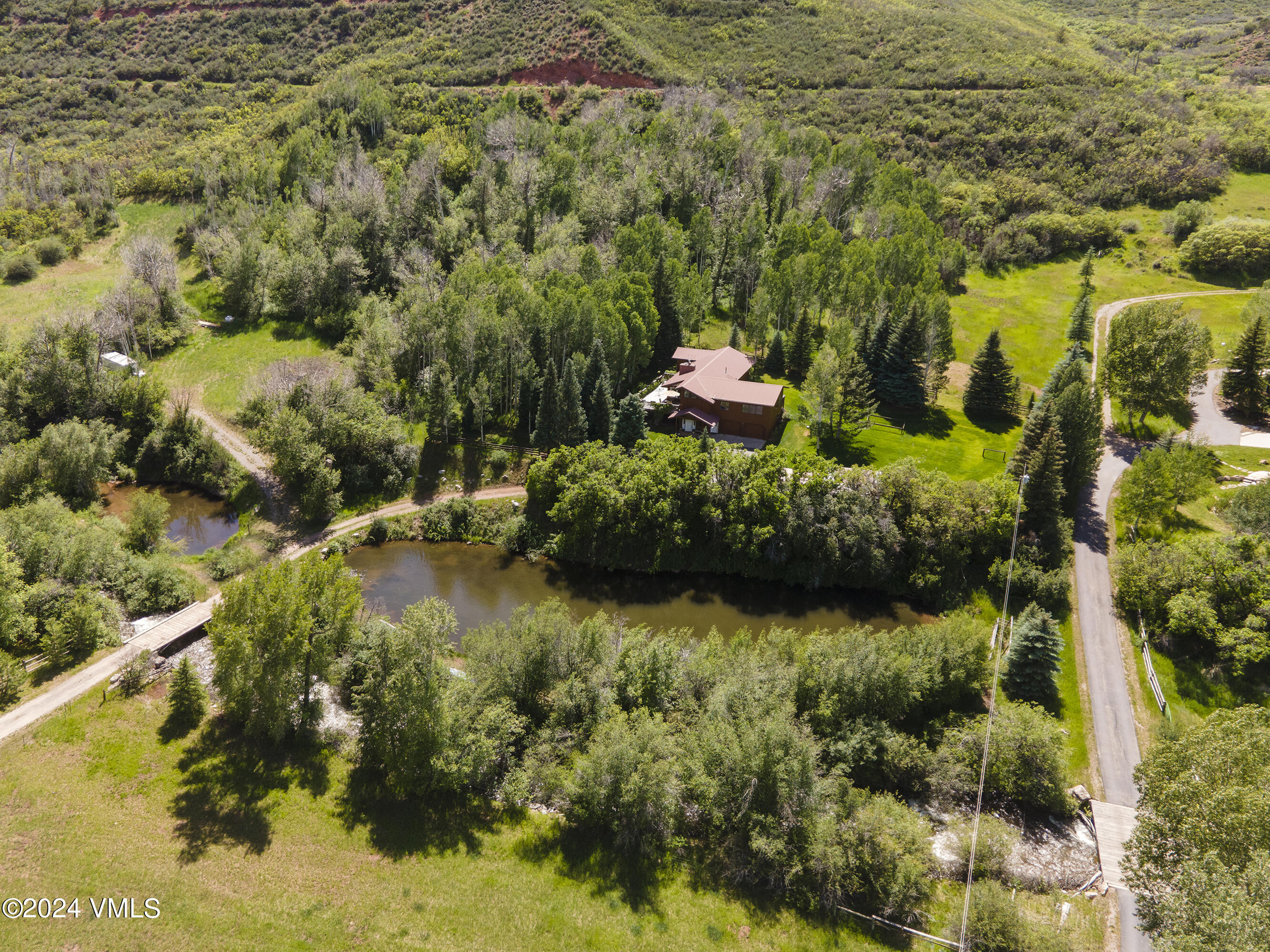 9001 Brush Creek Road