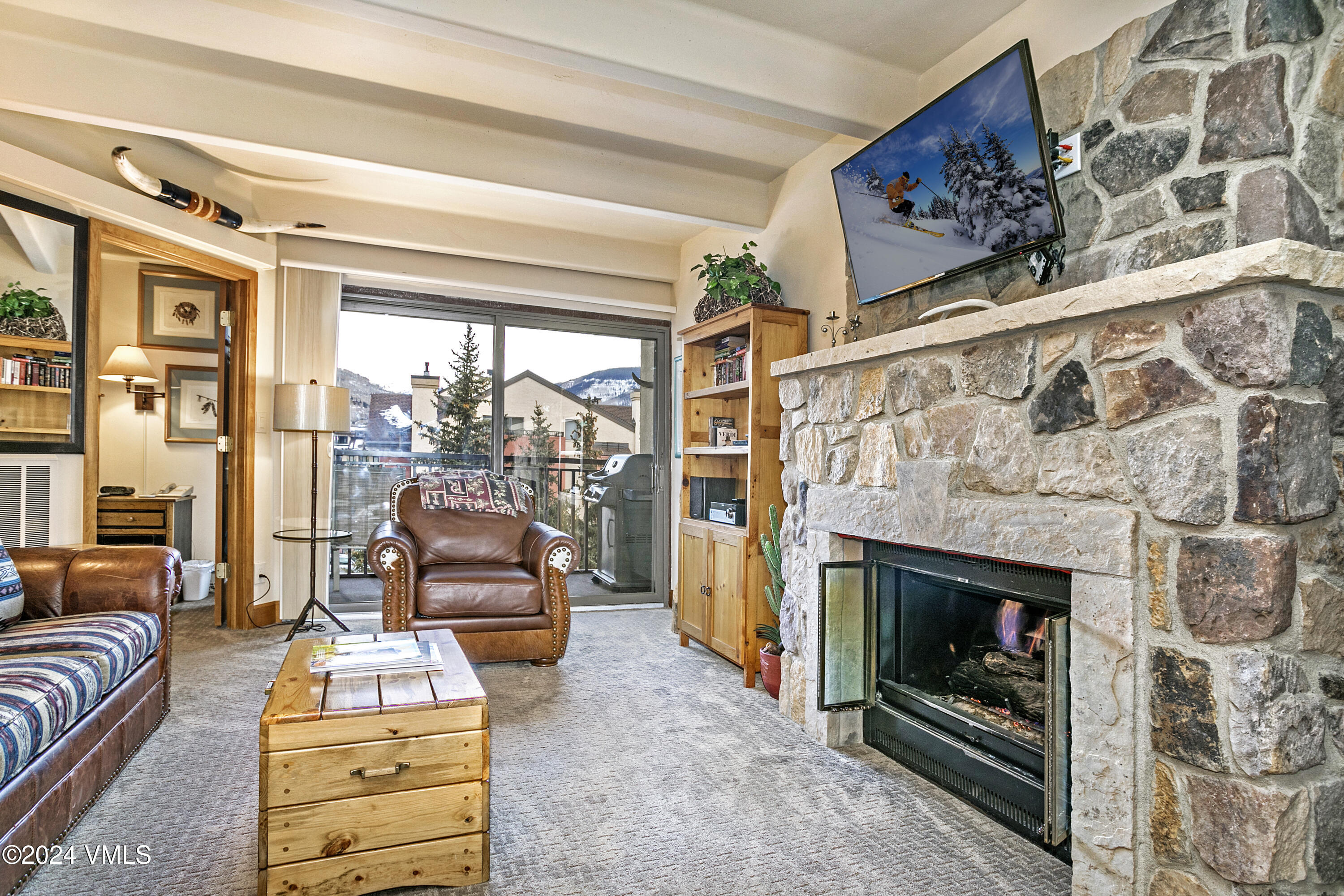 680 Lionshead Place 502