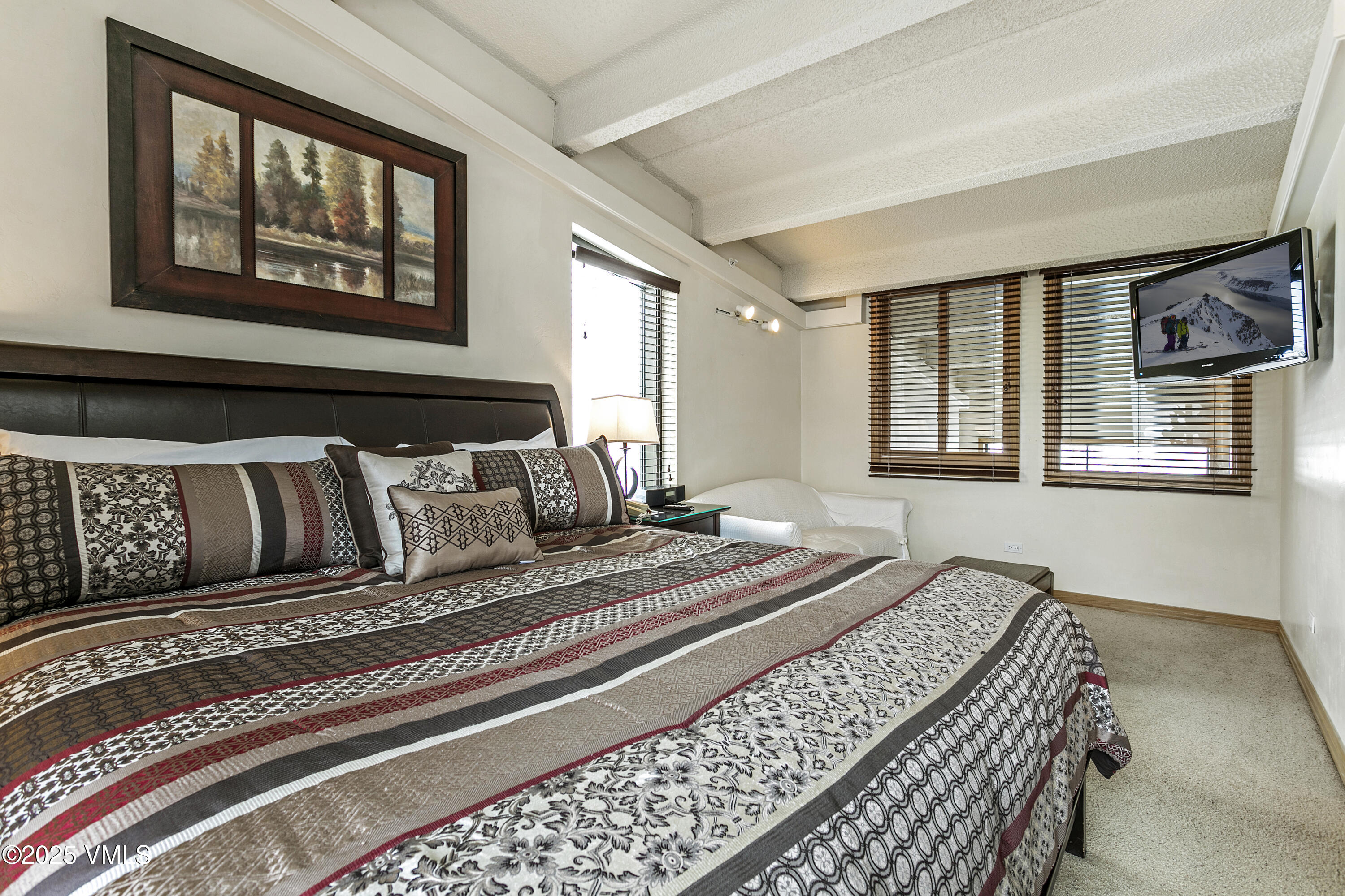 680 Lionshead Place 703