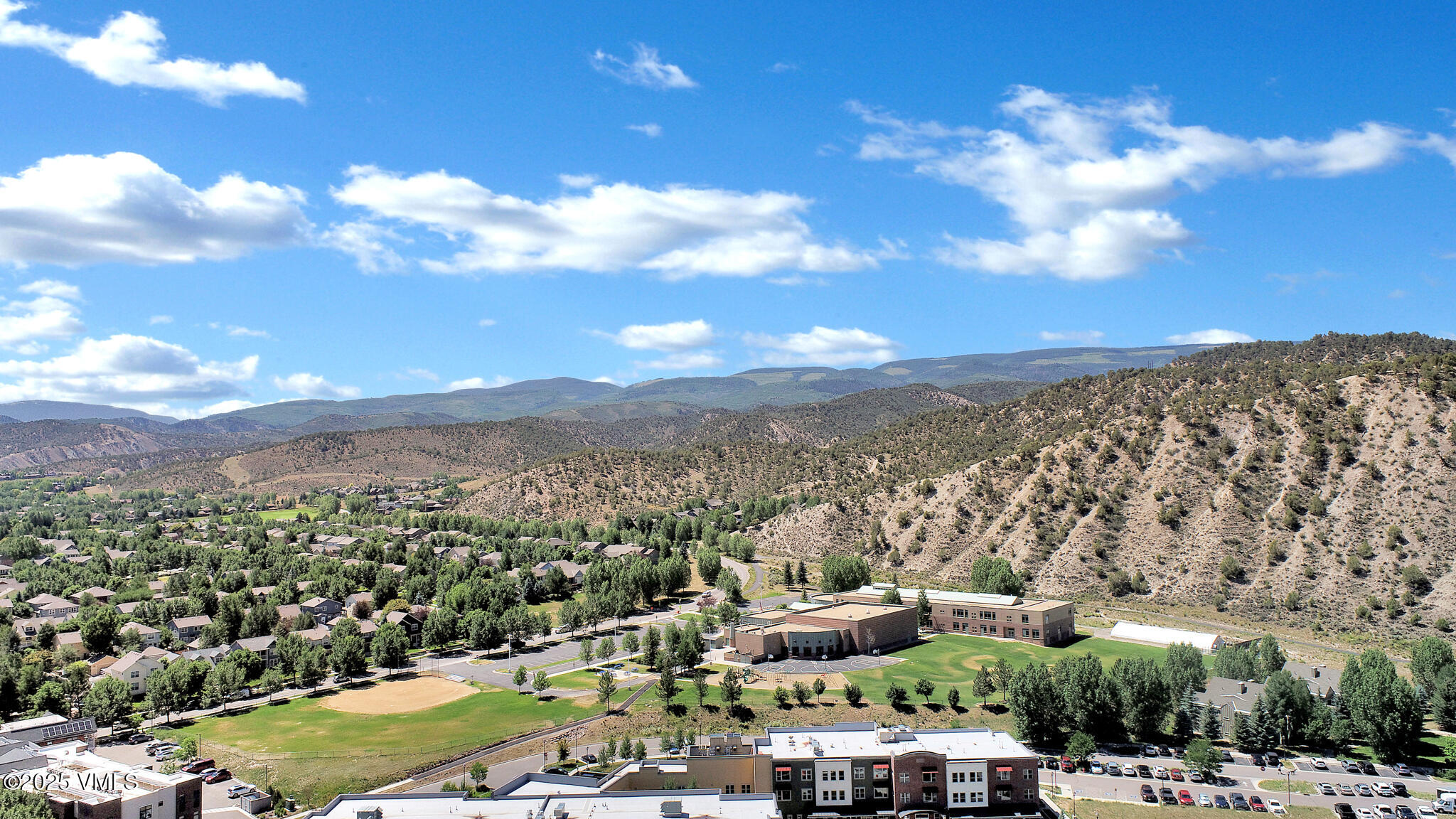 1140 Capitol Street 204