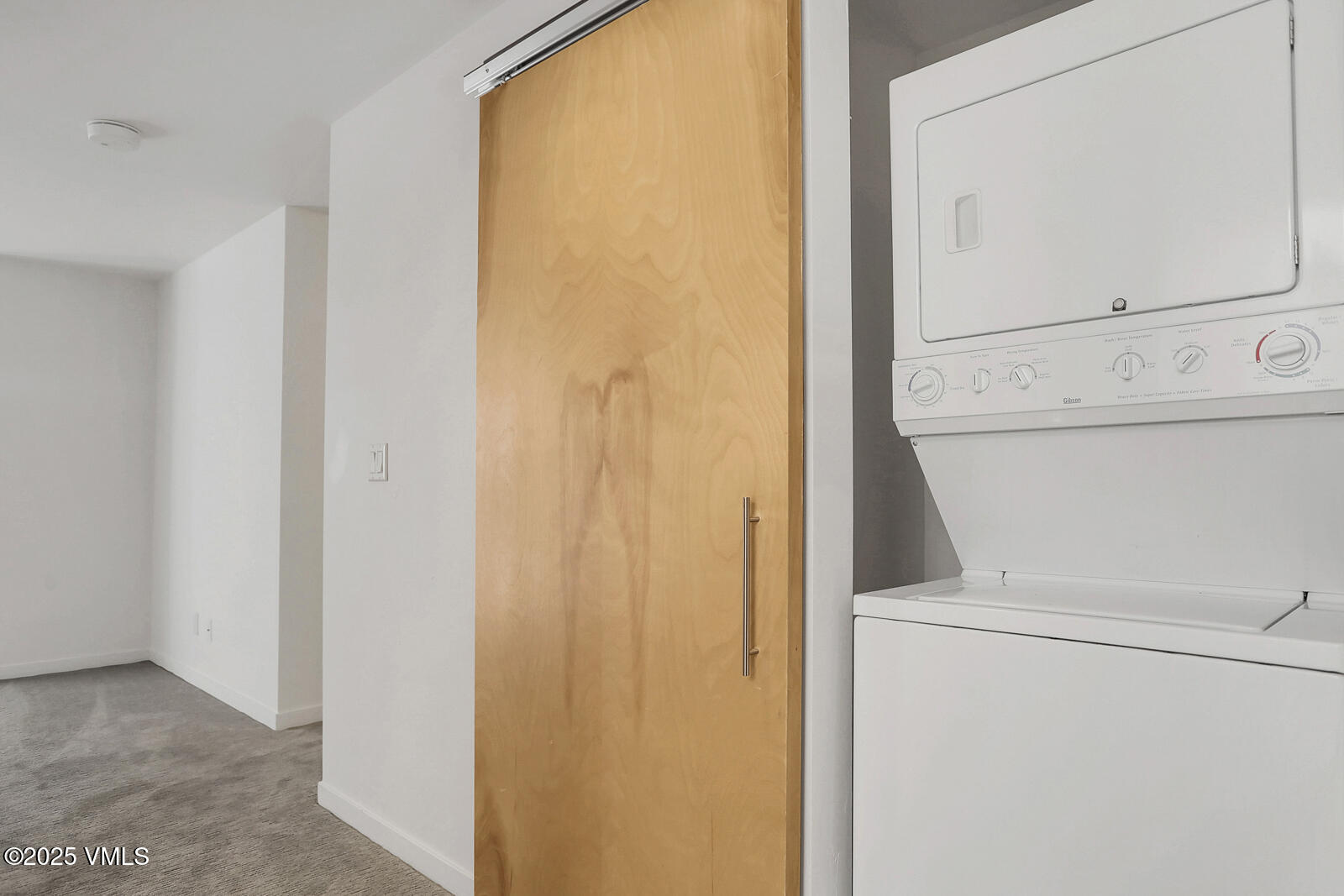 1140 Capitol Street 204